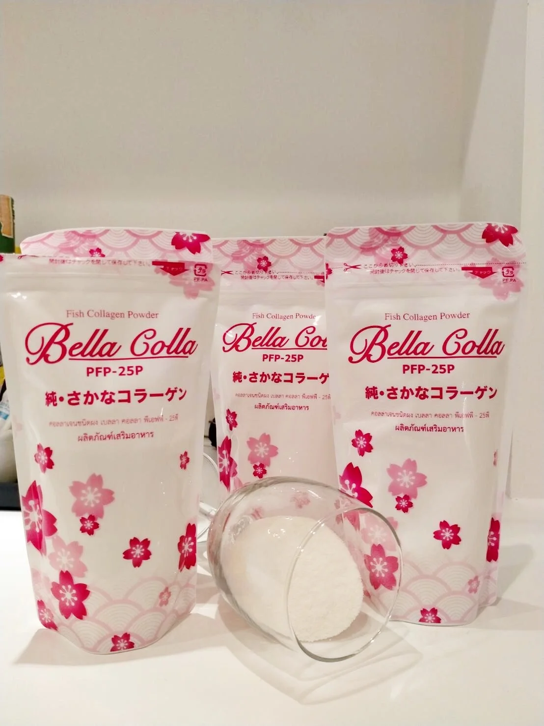 Bella colla (เบลล่า คอลล่า)