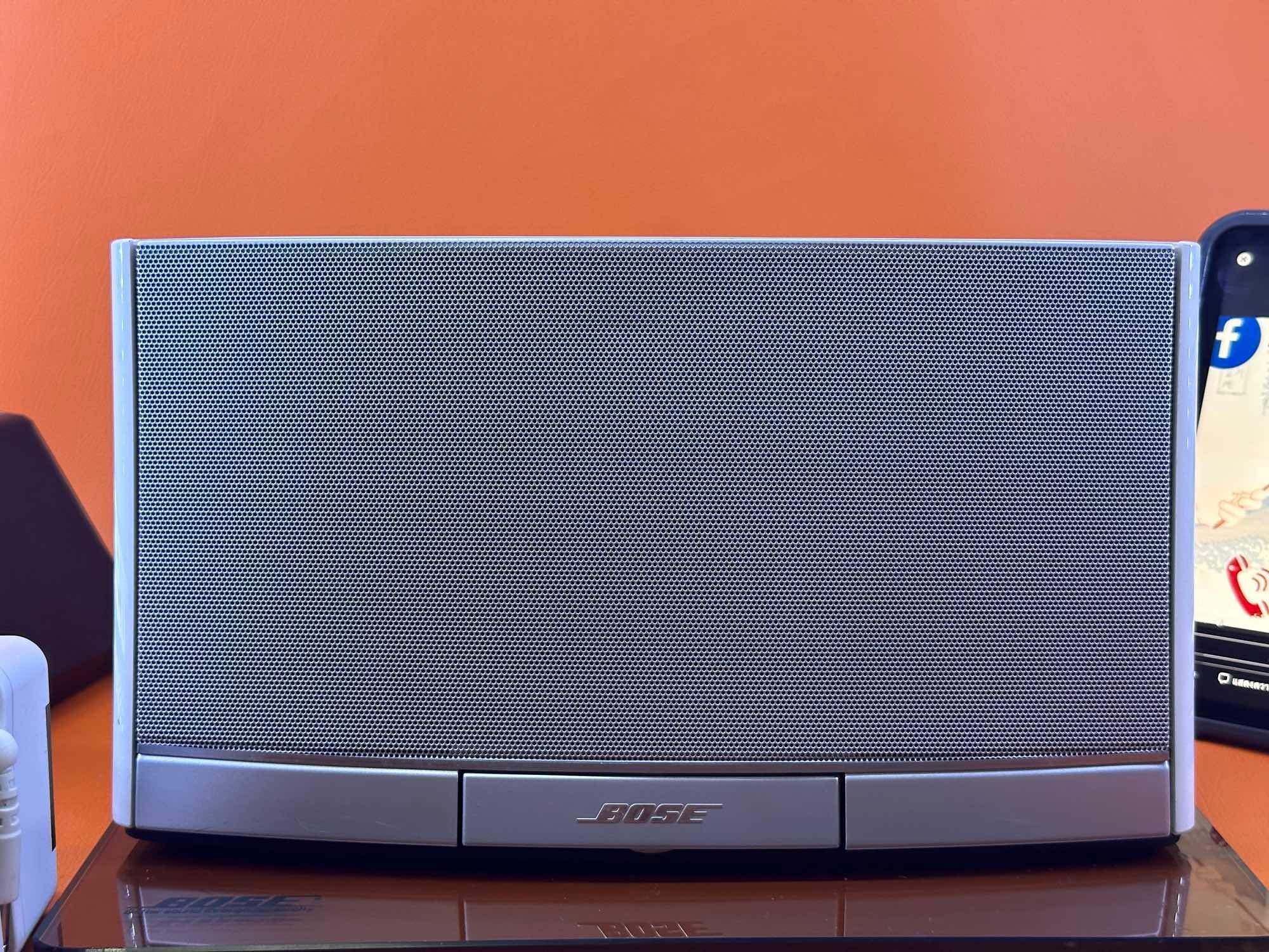 Bose Sounddock Portable มีแบตในตัว มือสองนำเข้าจากญี่ปุ่นพร้อมใช้งาน