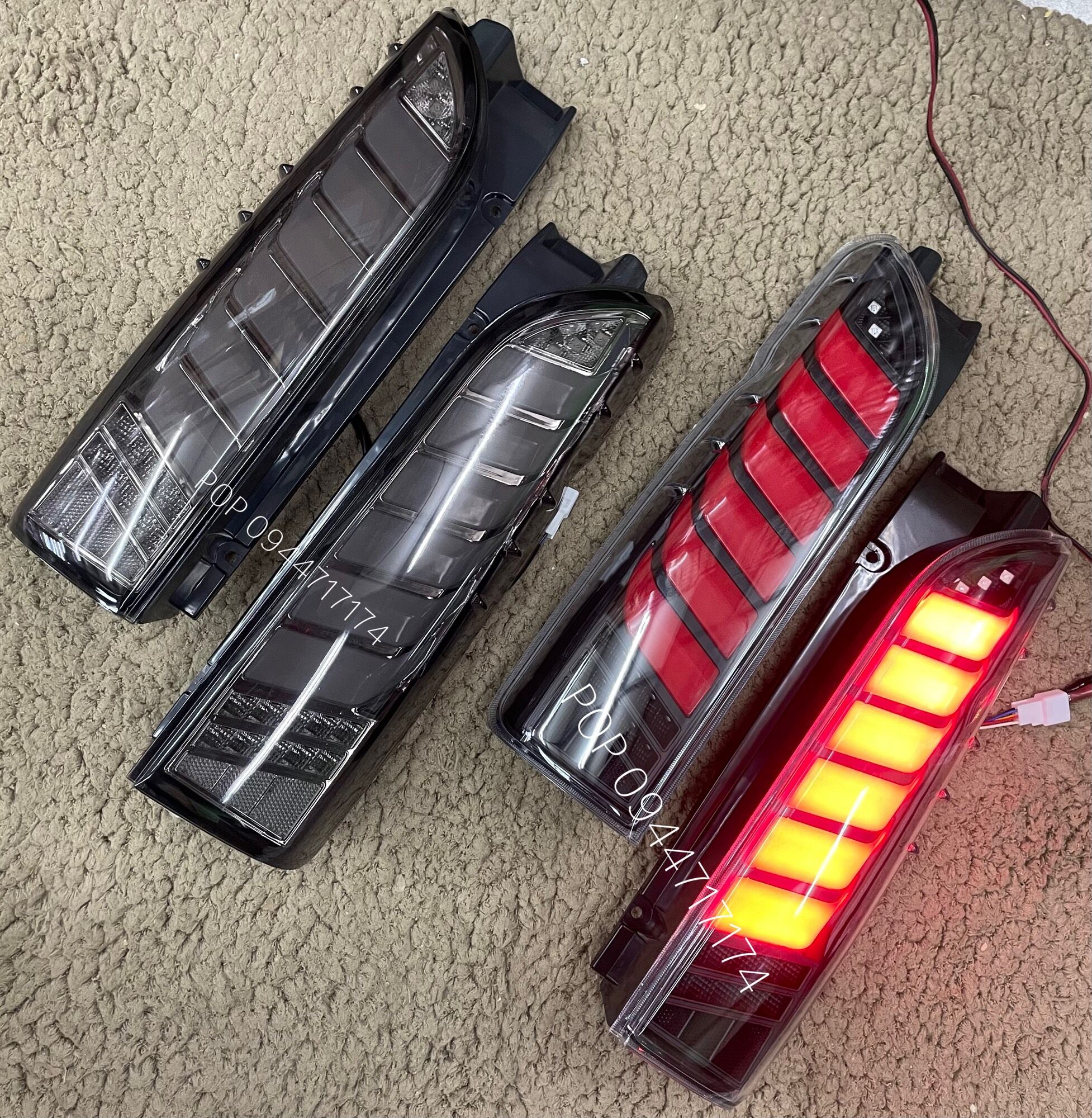 ไฟท้ายแต่ง รถตู้ โตโยต้าcommuter ลาย BAR ไฟเลี้ยววิ่ง led ปี 2005 - 2018 มี2สี hiace commuter TOYOTA COMMUTER HIACE 2005-2018 ราคา 5,590 บาท*ส่งฟรี