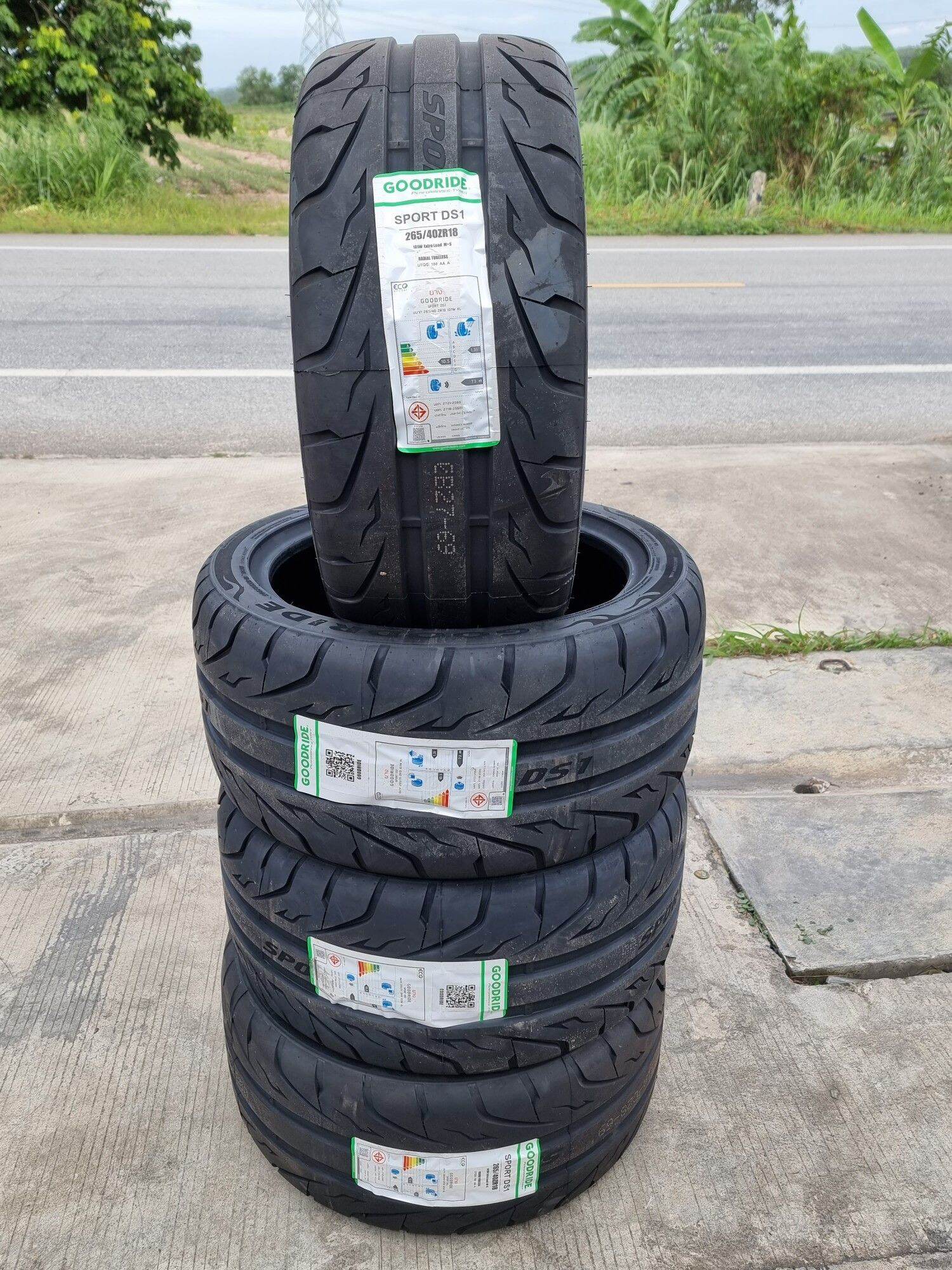 ยางใหม่ ปี2021 ยี่ห้อGOOD RIDE ล้อหน้า 265/40R18 ล้อหลัง 295/35R18 ยาง1 ...