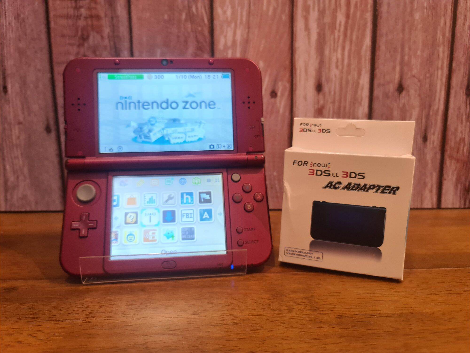 New Nintendo 3ds XL สีแดงจอยักษ์ใหญ่สุดตัว top รุ่น เมม32GBแปลงสายมืด
