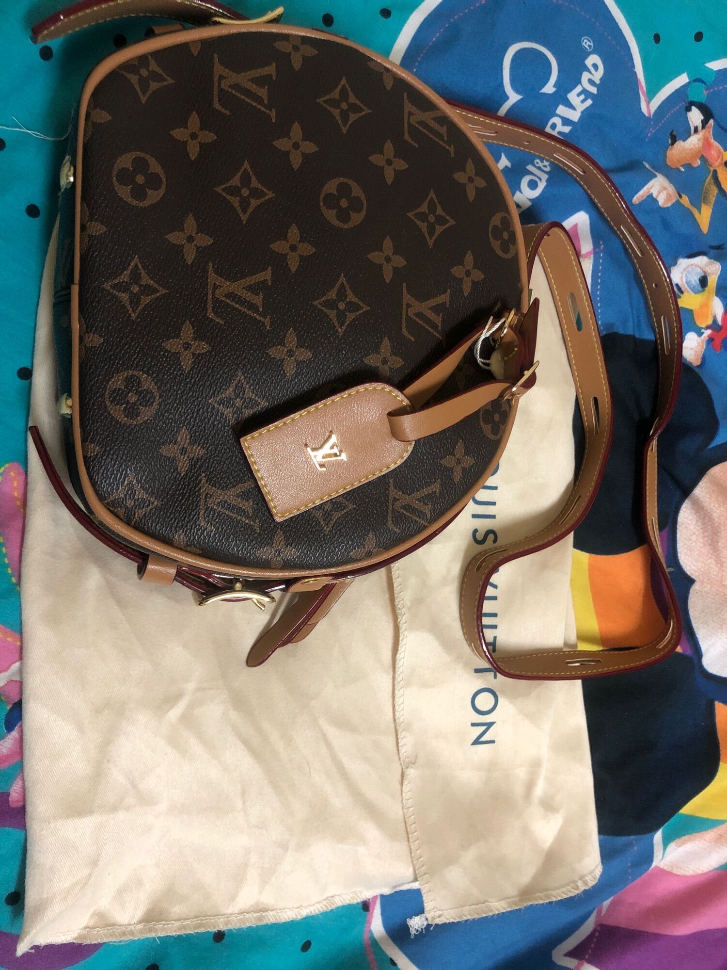 louis vuitton sling