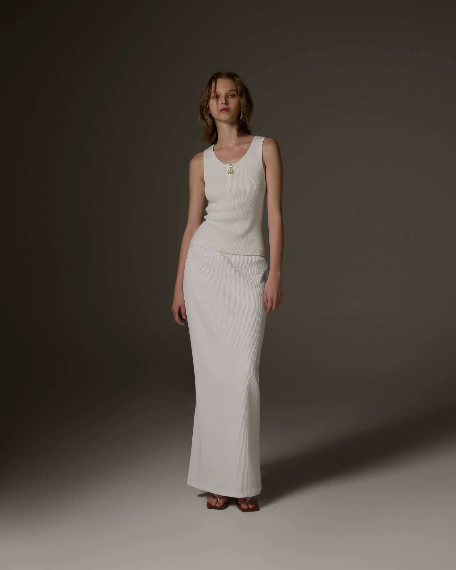 WACAY - Sarah Skirt กระโปรง ยาว ขอบลายโมโนแกรม มี 2 สี (Preoder Only) ราคา 1,605 บาท*ส่งฟรี