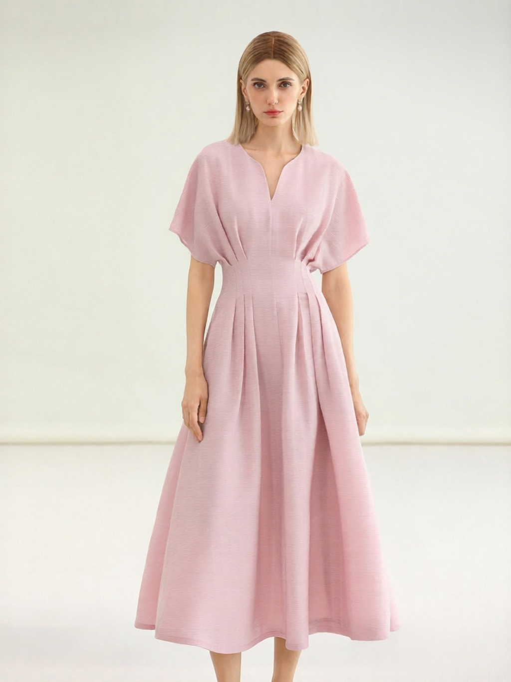 COCOBELLA | Soft Pink Waist-Cinching Maxi Dress ราคา 6,309 บาท*ส่งฟรี