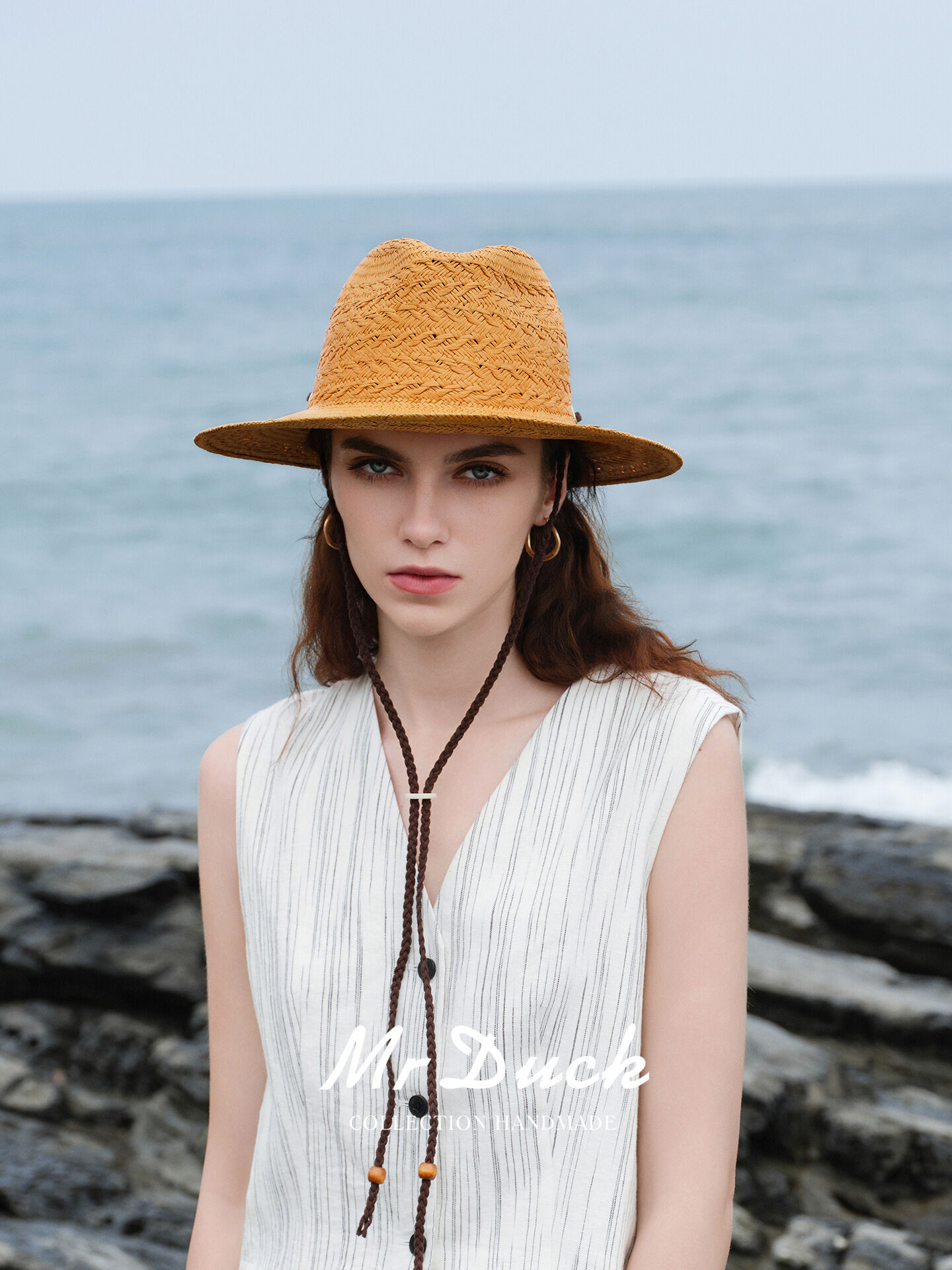 Mr DUCK | Vacation Style Luxury Panama Hat ราคา 9,284 บาท*ส่งฟรี