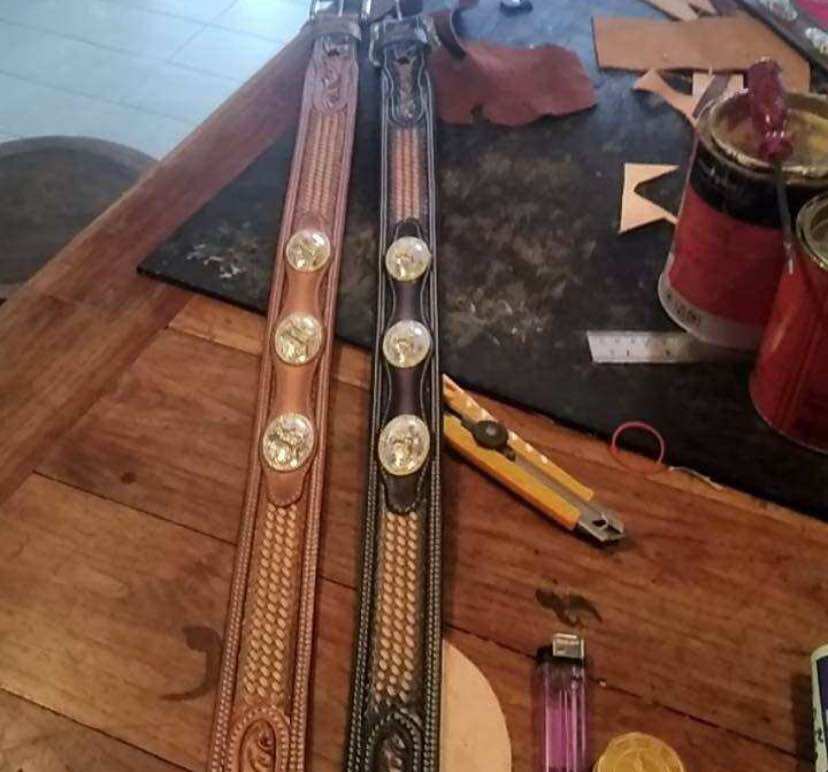 เข็มขัดดุนลายแฮนเมคเกรดA++หนังวัวแท้จากออสเตเนียพร้อมตัวประดับขนาดสายกว้าง38มมสายคอดธนูหัวซิ้งค์ประดับซิ้งค์ ราคา 2,400 บาท*ส่งฟรี