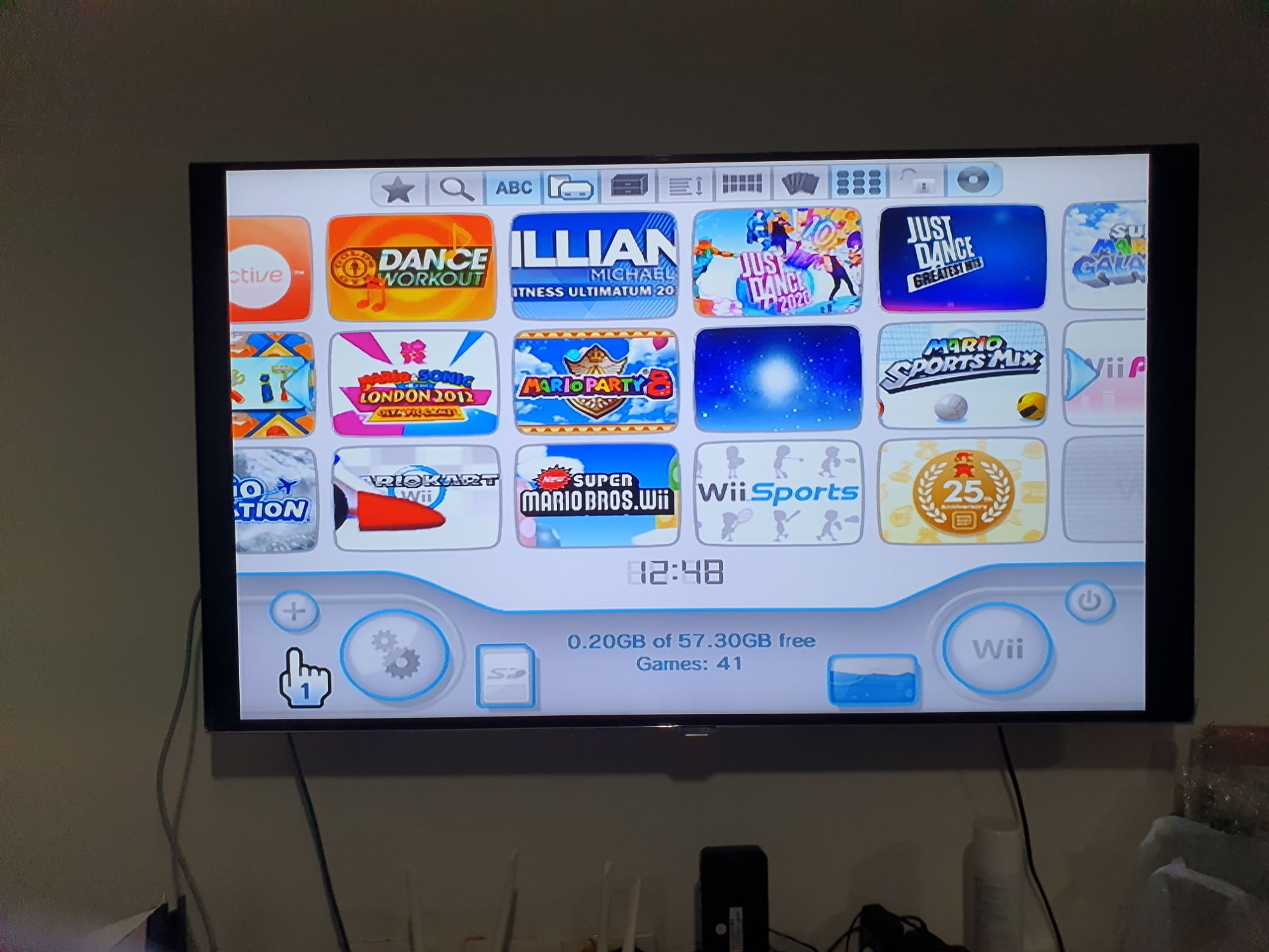 Nintendo Wii 2 คน 32 GB แปลงเล่นเกมผ่านเมม ฟรีเกม 30 เกม ส่งภายใน 1-2 วัน ประกัน 1 ปี