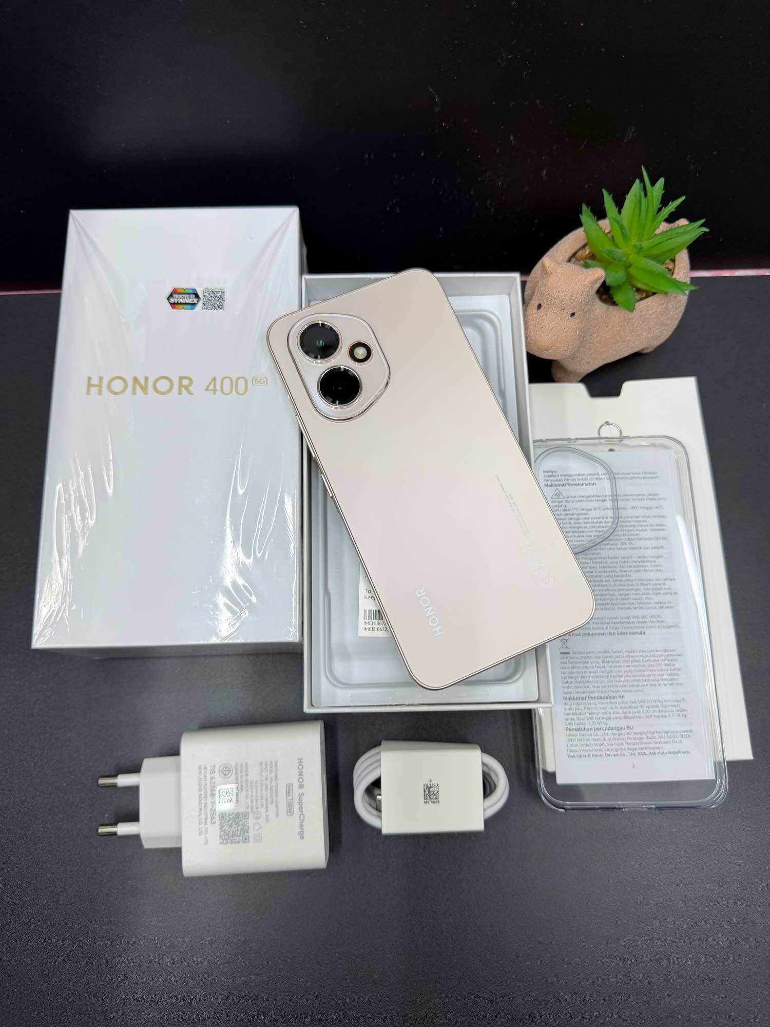 Honor 400 5g Ram12+256Gb, Genuine Product from Thailand, New Condition. ราคา 9,200 บาท*ส่งฟรี