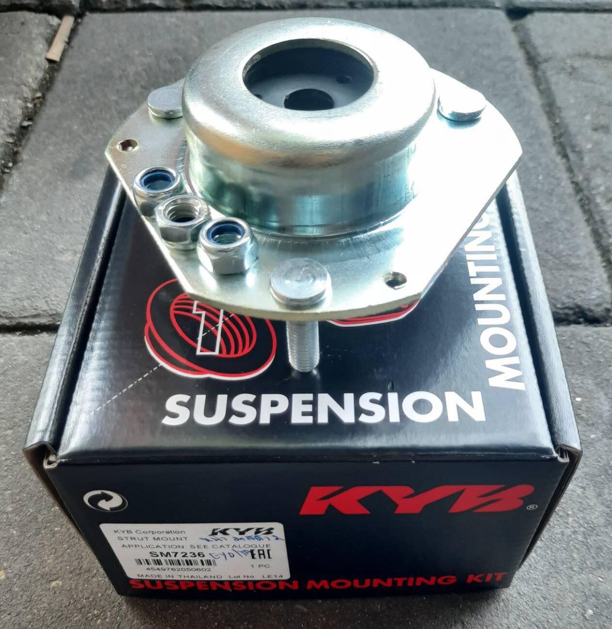 Front Shock Absorber Rubber for Ford Fiesta Mazda 2, Year 2008-2013, Brand Kyb, Price Per Piece. ราคา 577 บาท*ส่งฟรี