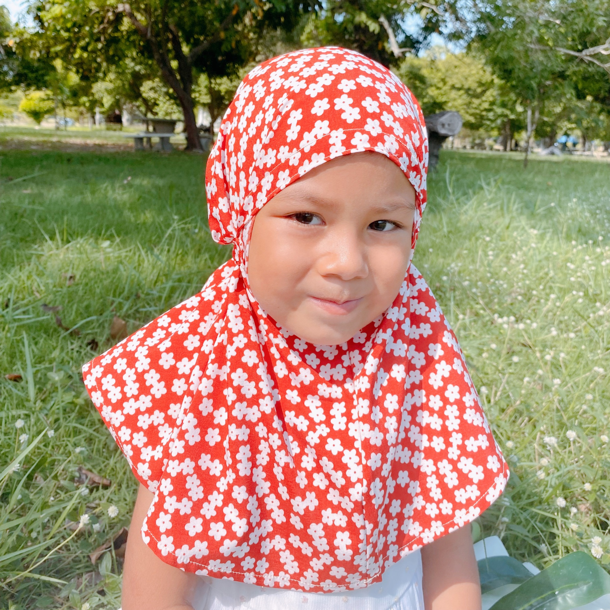 ผ้าคลุมเด็ก ผ้าคลุมอินโด มีเชือกผูกข้างหลัง ทรงสวย Indo hijab✨ อายุ1-4ขวบ