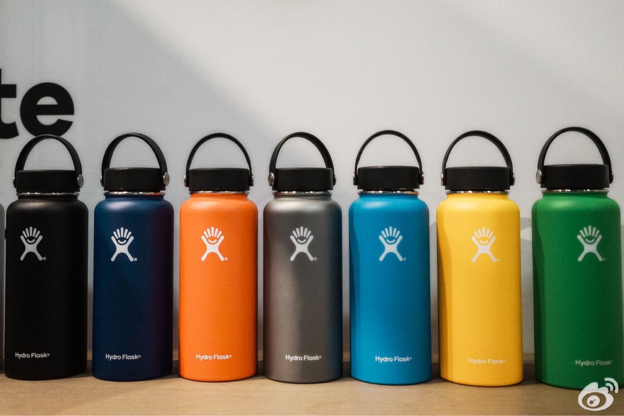 Hydro Flask ขนาด 40oz Wide Mouth Bottle Extra long Cold or Heat เก็บความร้อน ความเย็นได้นาน24ชม. แท้งค์ใหญ่หายาก!