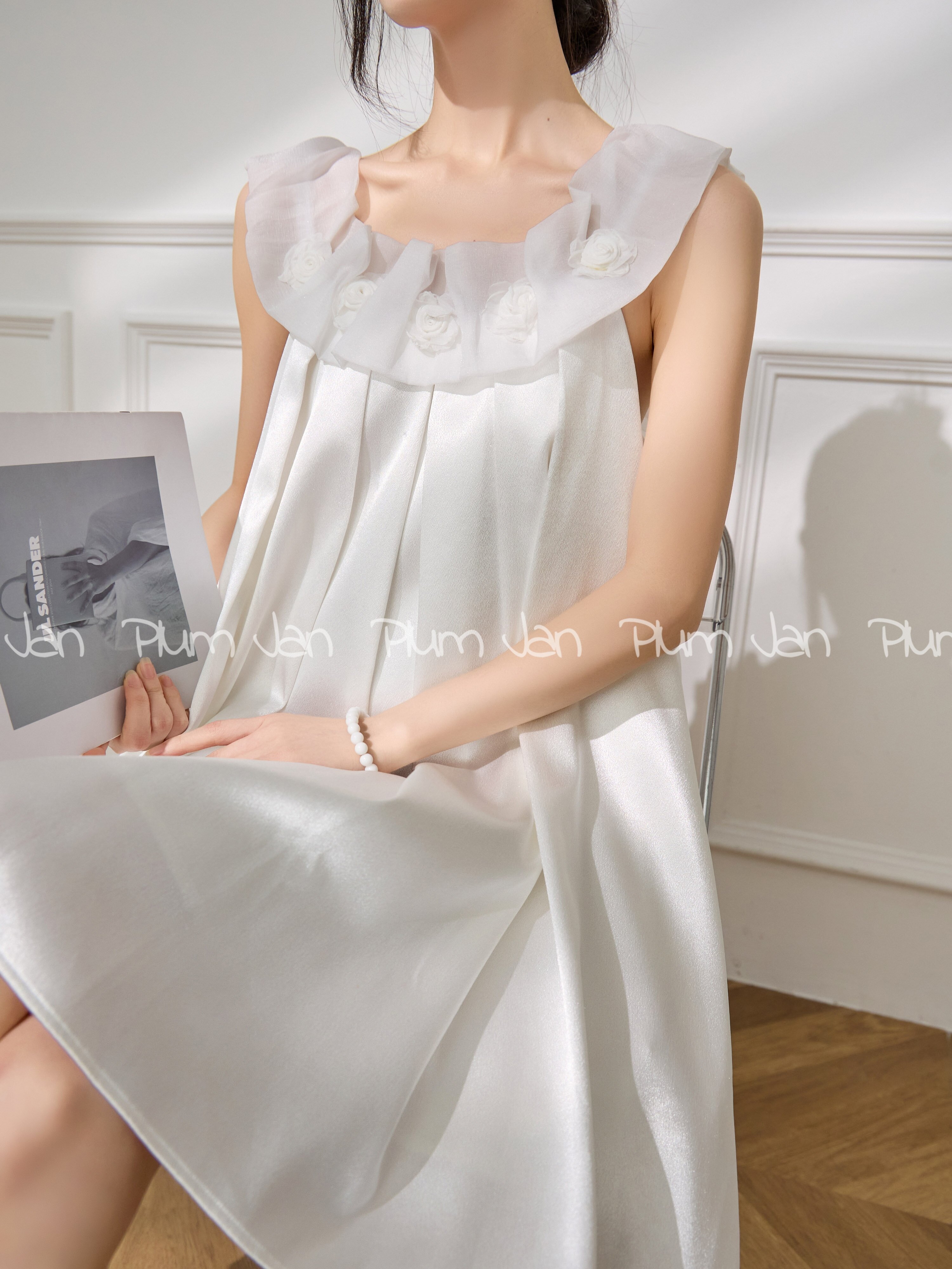 Youthful Resort Style Lace Ruffle 3D Textured Loose Sleeveless Dress ราคา  6,447,763 บาท*ส่งฟรี