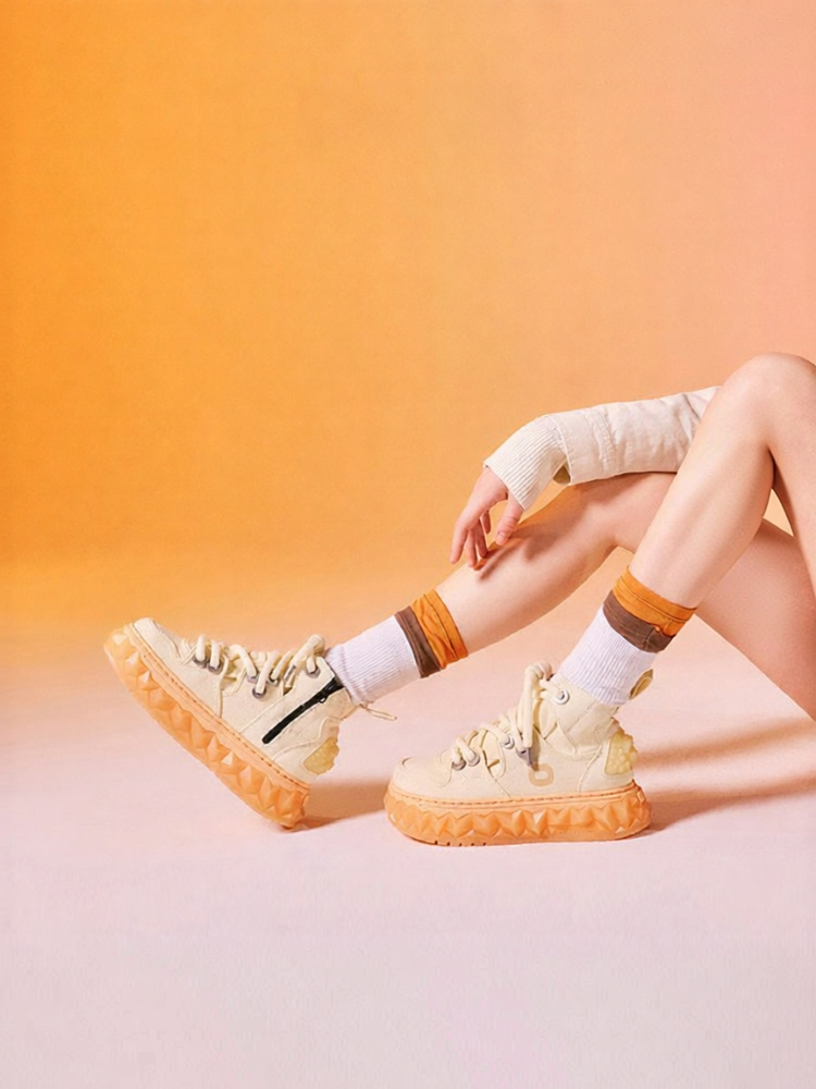 Thick Sole High Top Patchwork Canvas Women's Shoes ราคา 8,215 บาท*ส่งฟรี