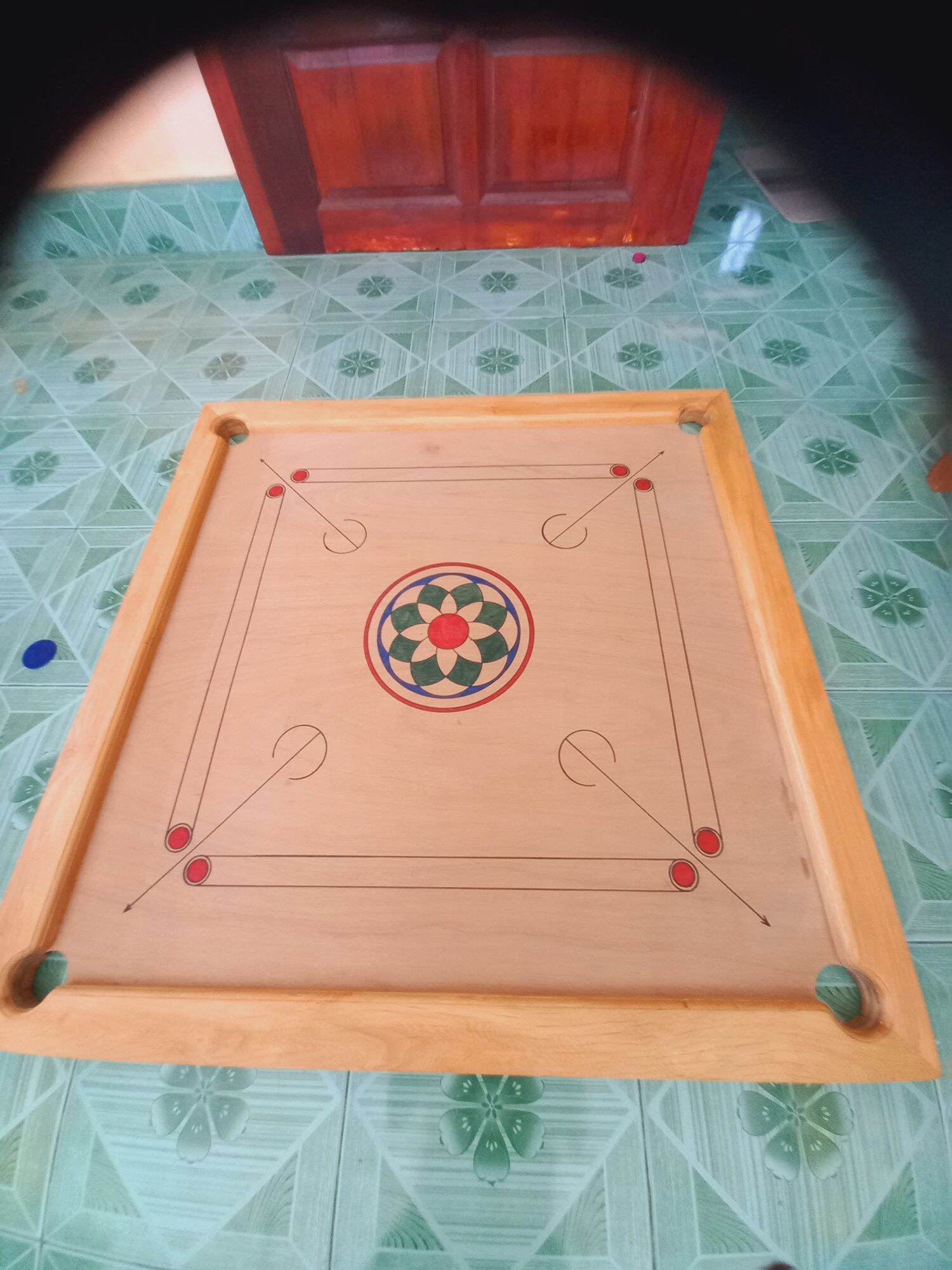 กิรอมไซร์ขนาด100×100ซม.มีพร้อมลูกแถมให้ครบเซตครบชุด ราคา 1,950 บาท*ส่งฟรี