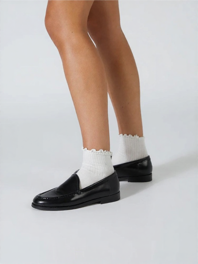 Tony Bianco | Comfortable Breathable Women's Loafers ราคา 9,826 บาท*ส่งฟรี