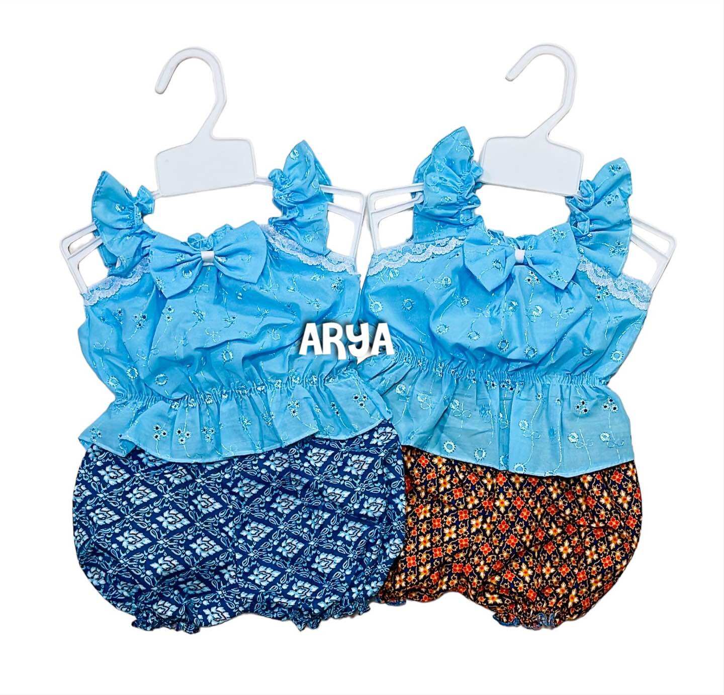 ชุดไทยเด็ก ชุดสงกรานต์ (รหัสD83) เสื้อลูกไม้พร้อมกางเกงผ้าไทย แรกเกิด-12เดือน น้ำหนัก3-9กิโล (เหลือง/ชมพู/ส้ม/ฟ้า/เขียว) งานพร้อมส่งจากไทย ราคา  55 บาท*ส่งฟรี