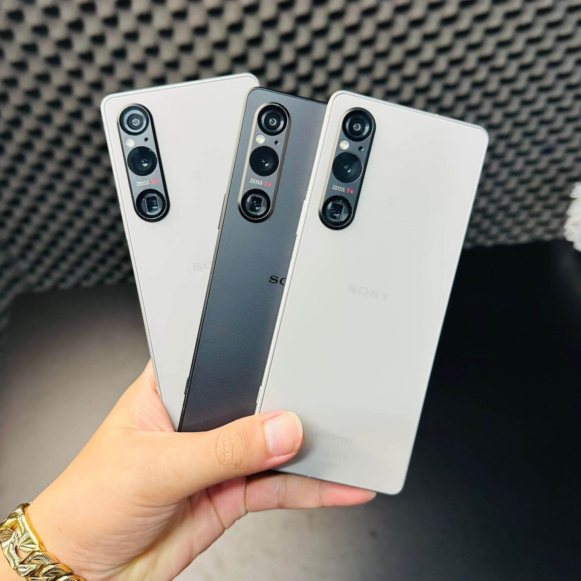 Sony Xperia 1V(1mark5) Japan version docomo 🇯🇵 ราคา 25,900 บาท*ส่งฟรี