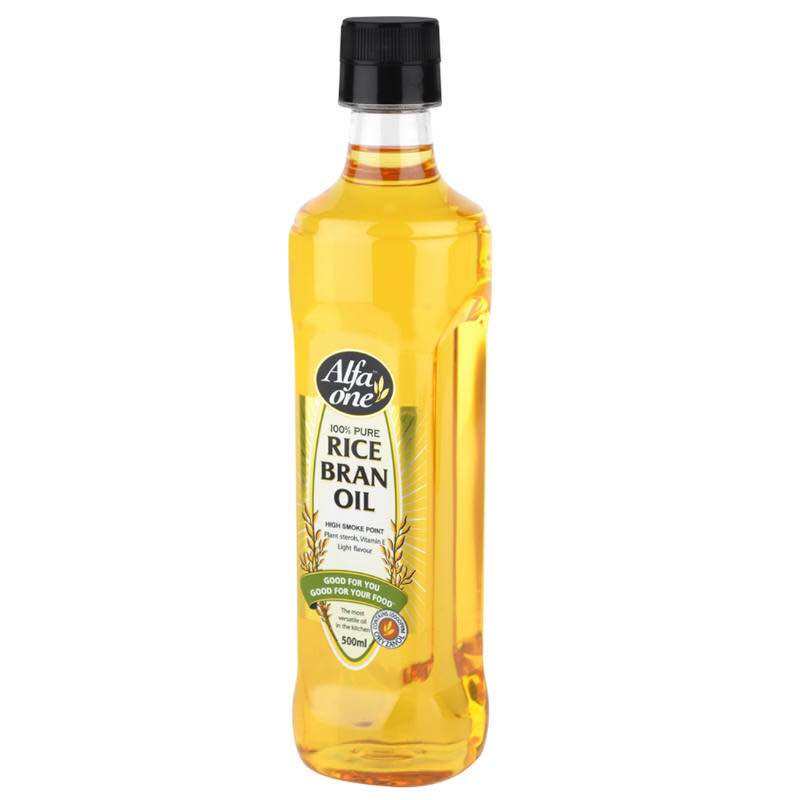 U uning qolini oldi va yotoqqa olib bordi. Onlayn tomosha qiling.