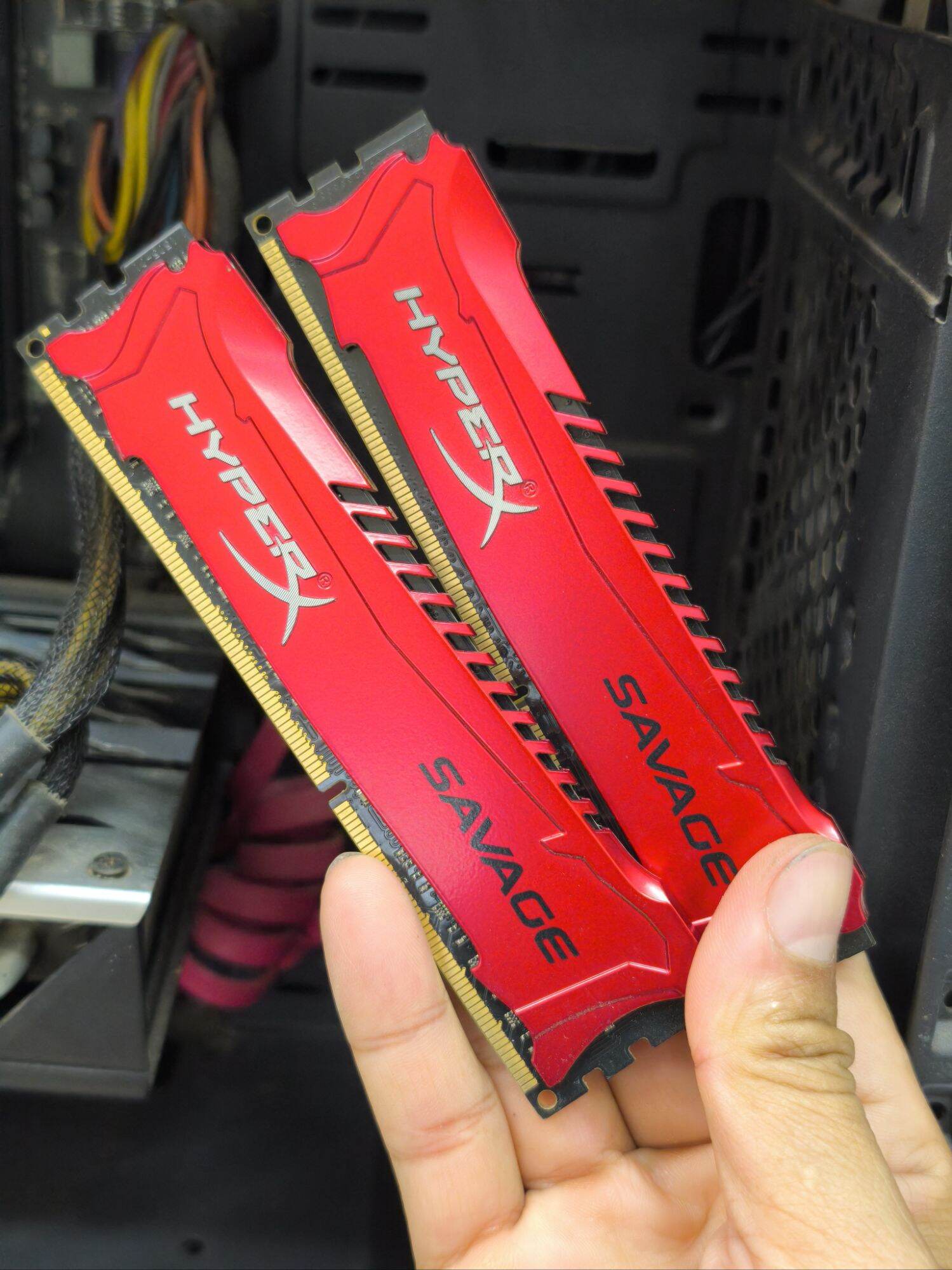 Broker Rams แรม blackberry ram ddr3 4 Gb bus 1600 มือสอง - มา - ThaiPick