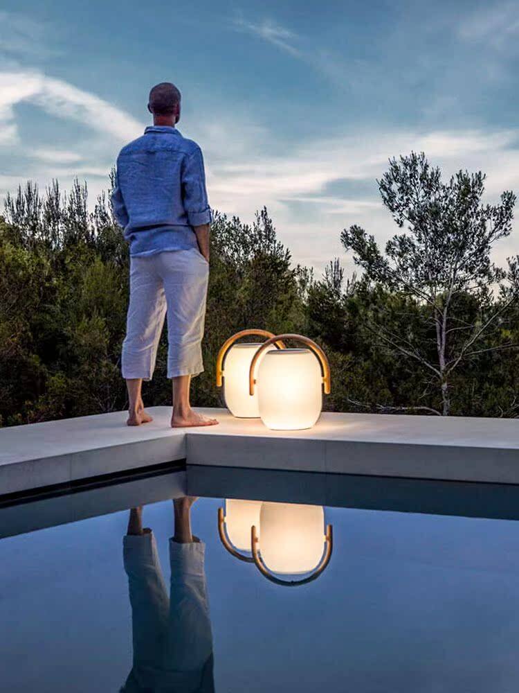 vibia | Outdoor Solar Waterproof Floor Lamp Modern Garden Patio Handheld Lawn Light ราคา 2,489 บาท*ส่งฟรี