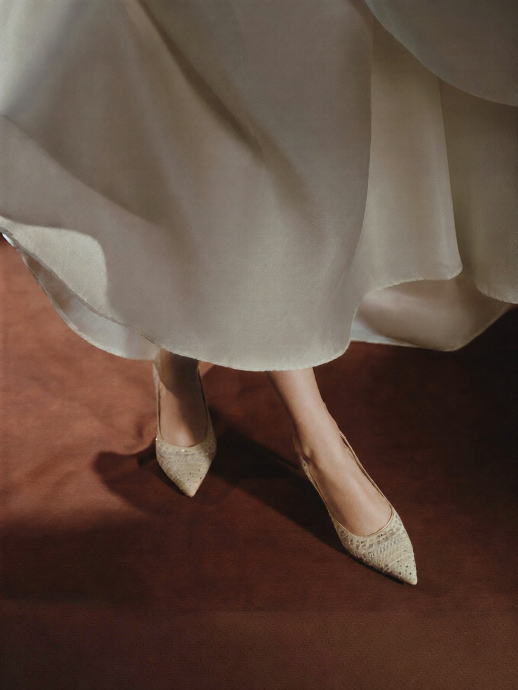 73hours | Elegant Pointed-Toe High Heel Wedding Shoes for Women ราคา 8,018 บาท*ส่งฟรี