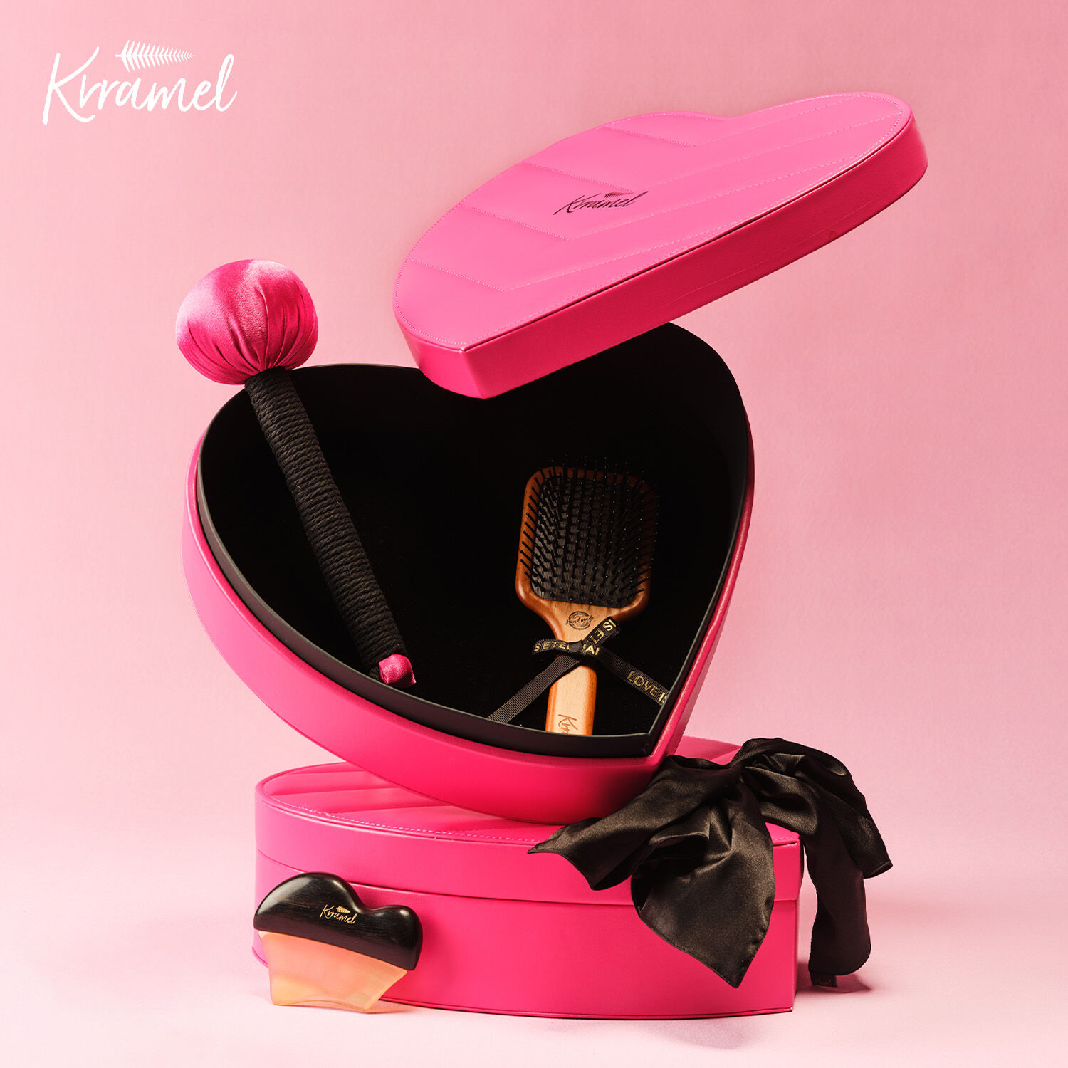 KRRAMEL | Acupoint Comb Gift Set for Women ราคา 3,600 บาท*ส่งฟรี
