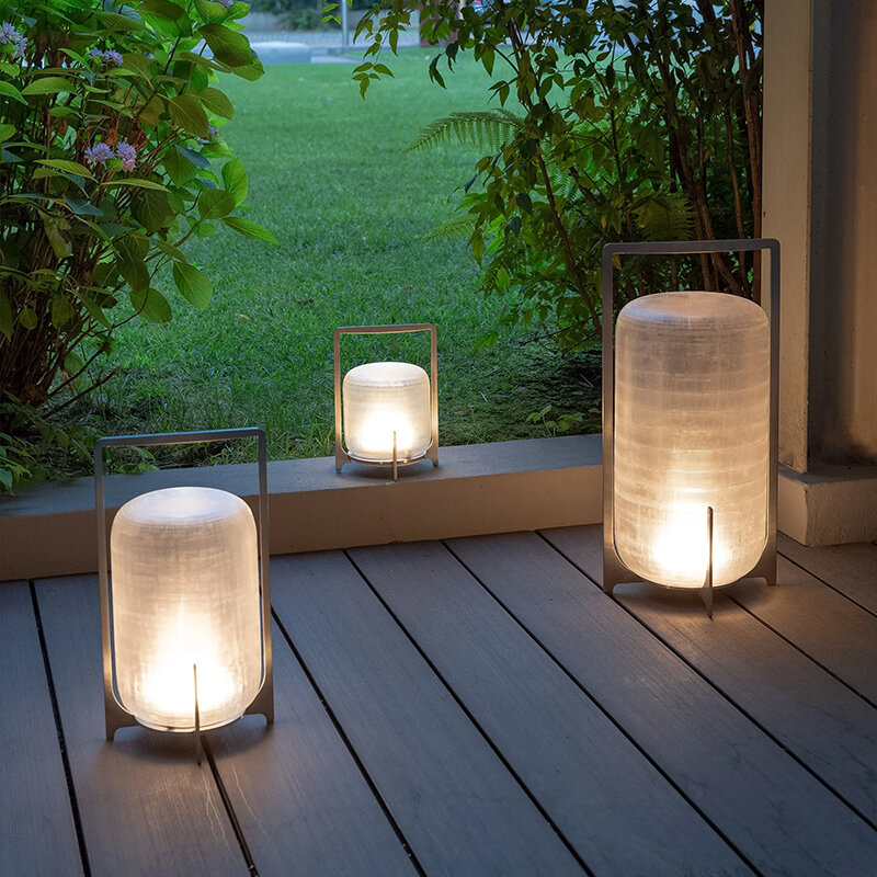 vibia | Waterproof Solar Powered Outdoor Garden Light ราคา 2,635 บาท*ส่งฟรี