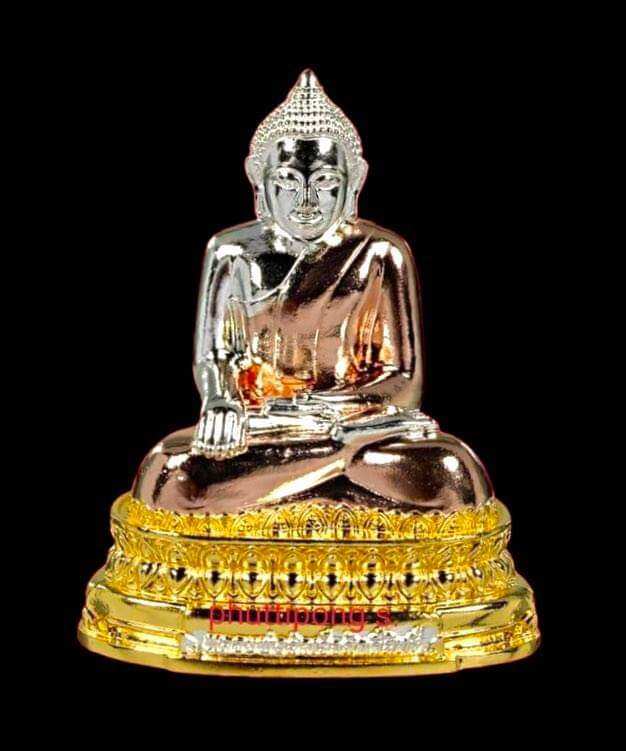 หลวงพ่อสำเร็จศักดิ์สิทธิ์ รุ่นประวัติศาสตร์ตำรวจ ราคา 8,000 บาท*ส่งฟรี