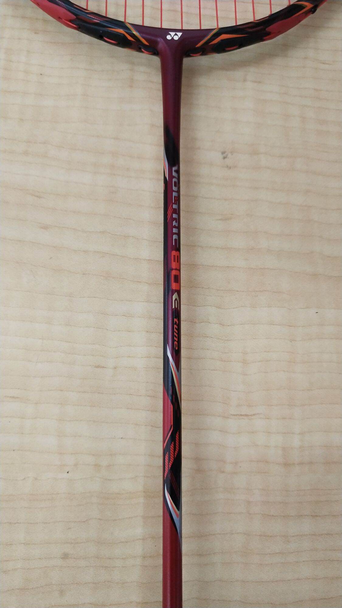 ไม้แบด (ไม้ซ่อม),ไม้มือ2, รุ่นTOP yonex รุ่น Voltric 80