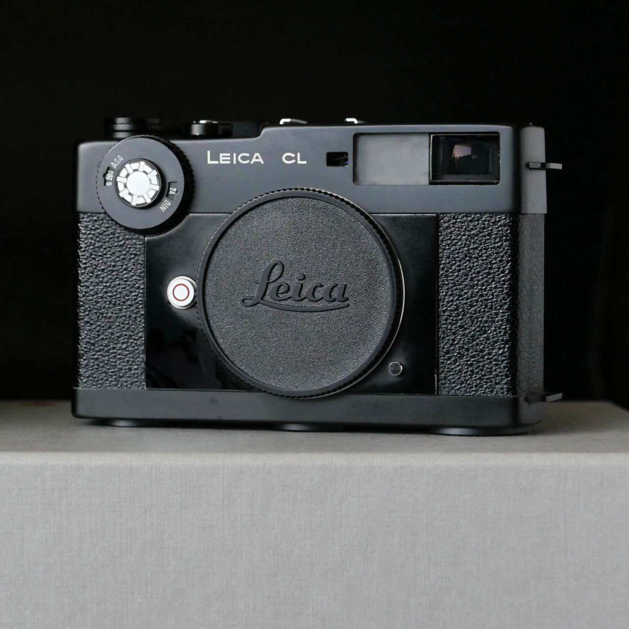 Leica CL Film ( Near Mint ) - Leica.Naitounoi - ThaiPick