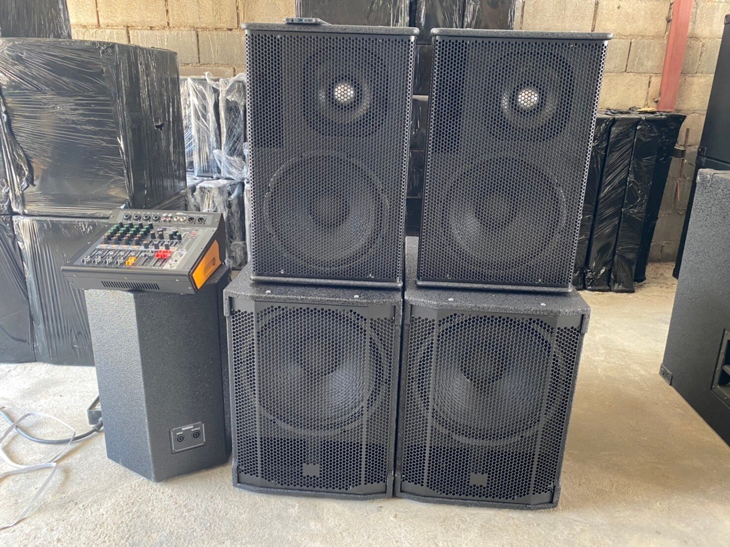 ชุดคาราโอเกะขนาดสุดคุ้มงานดีราคาประหยัดส่งทั่วไทย ราคาดี ราคาประหยัดพร้อมฟัง ราคา 13,400 บาท*ส่งฟรี