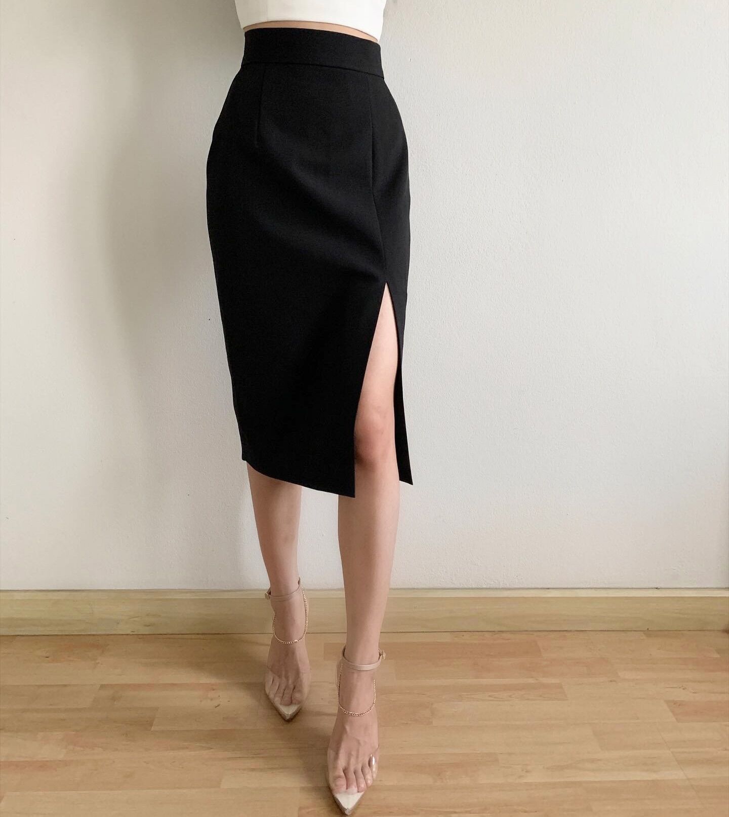 Us.Bkk | Alice Skirt ราคา 990 บาท*ส่งฟรี