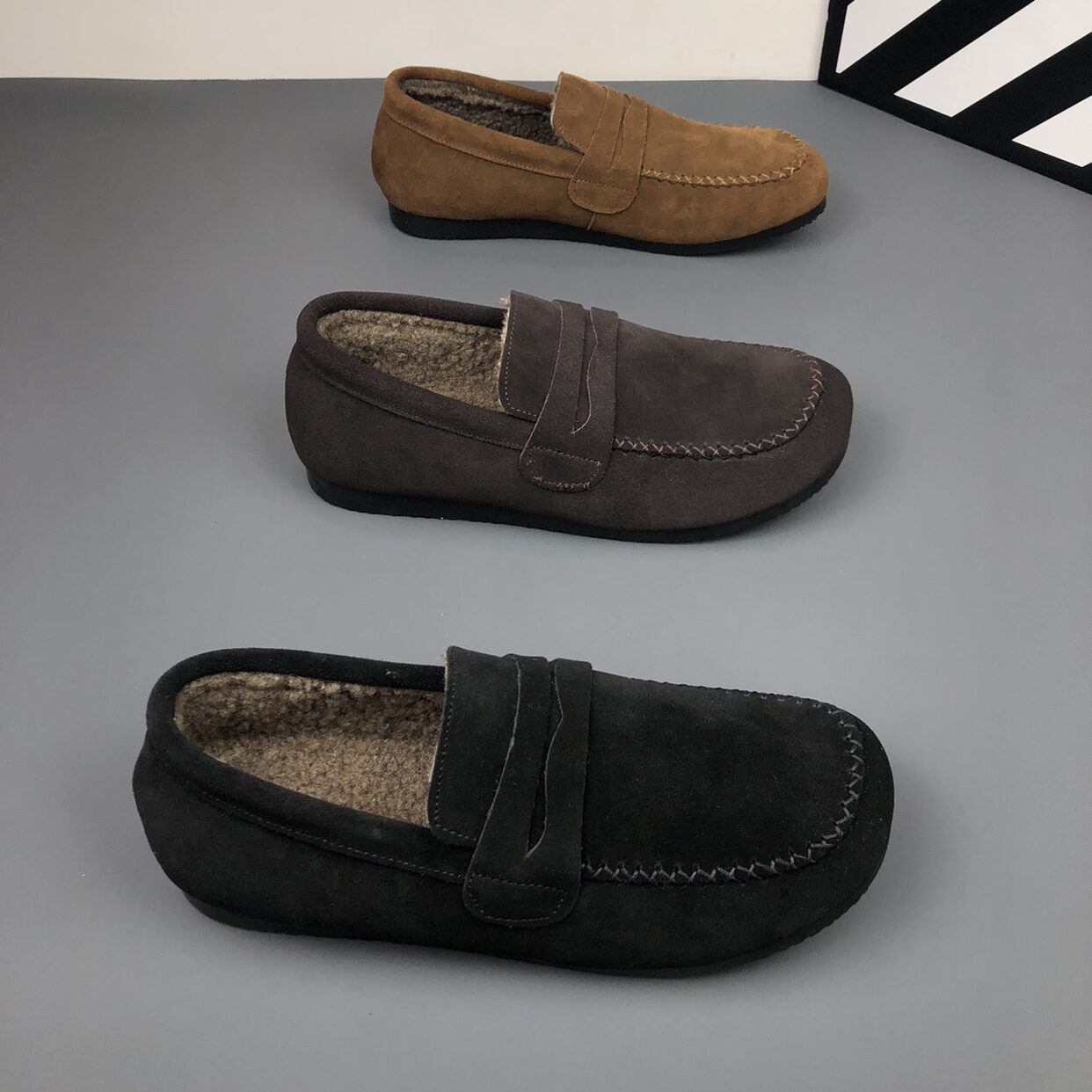 MANPI | Warm and Comfortable Wool Cotton Sneakers ราคา 4,092 บาท*ส่งฟรี