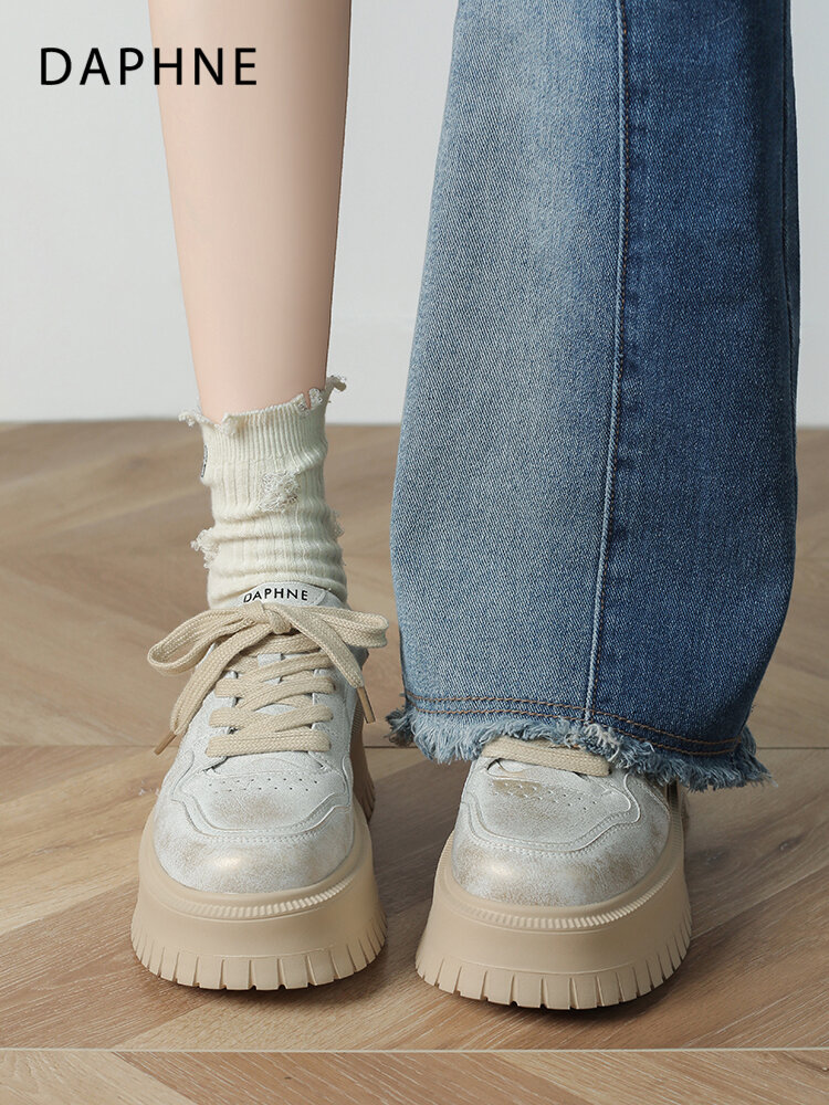 Daphne | Retro Thick-Soled Breathable Sneakers ราคา 3,763 บาท*ส่งฟรี