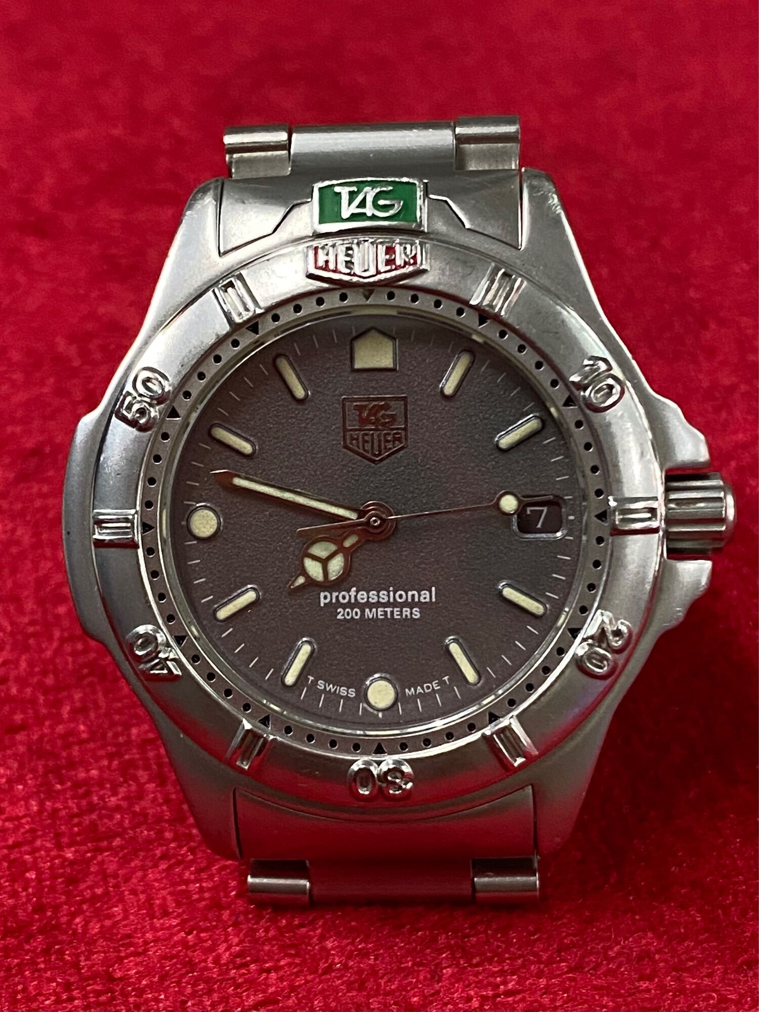 TAG HEUER professional 200m Quartz 4000