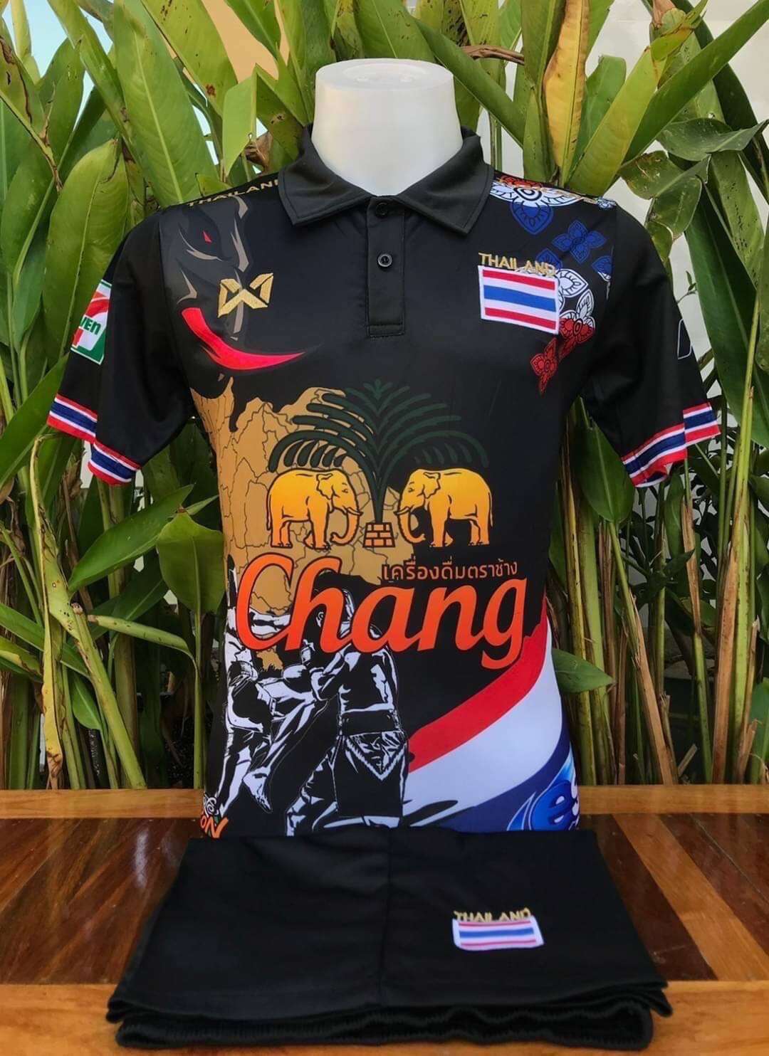 ชุดกีฬา (เสื้อ+กางเกง) M อก 38 ยาว 28 นิ้ว L อก 40 ยาว 29 นิ้ว Xl อก 42 ยาว  30 นิ้ว3Xl อก 44-50 ยาว 32ชุดกีฬาได้ทั้งเสื้อและกางเกงผ้าโพลีเอสเตอร์ เนื้อ ผ้าดี สวมใส่สบาย ซักง่าย แห้งเร็ว คุณภาพคุ้มราคาเสื้อทรงเลดี้ เข้ารูป ทั้ง ร้านขายแต่งาน เกร -