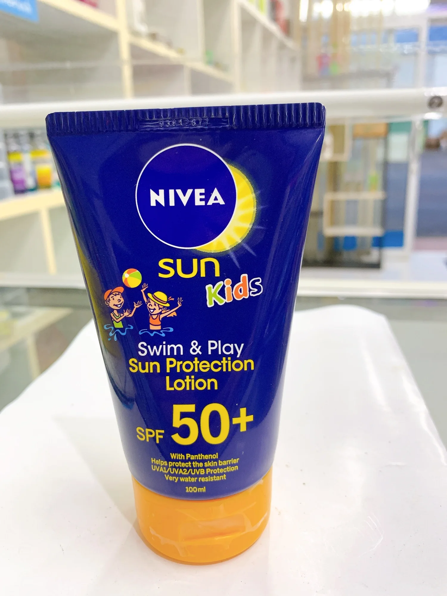 Nivea Sun Kids Swim & Play Spf 50, 100ml,exp19/09/22