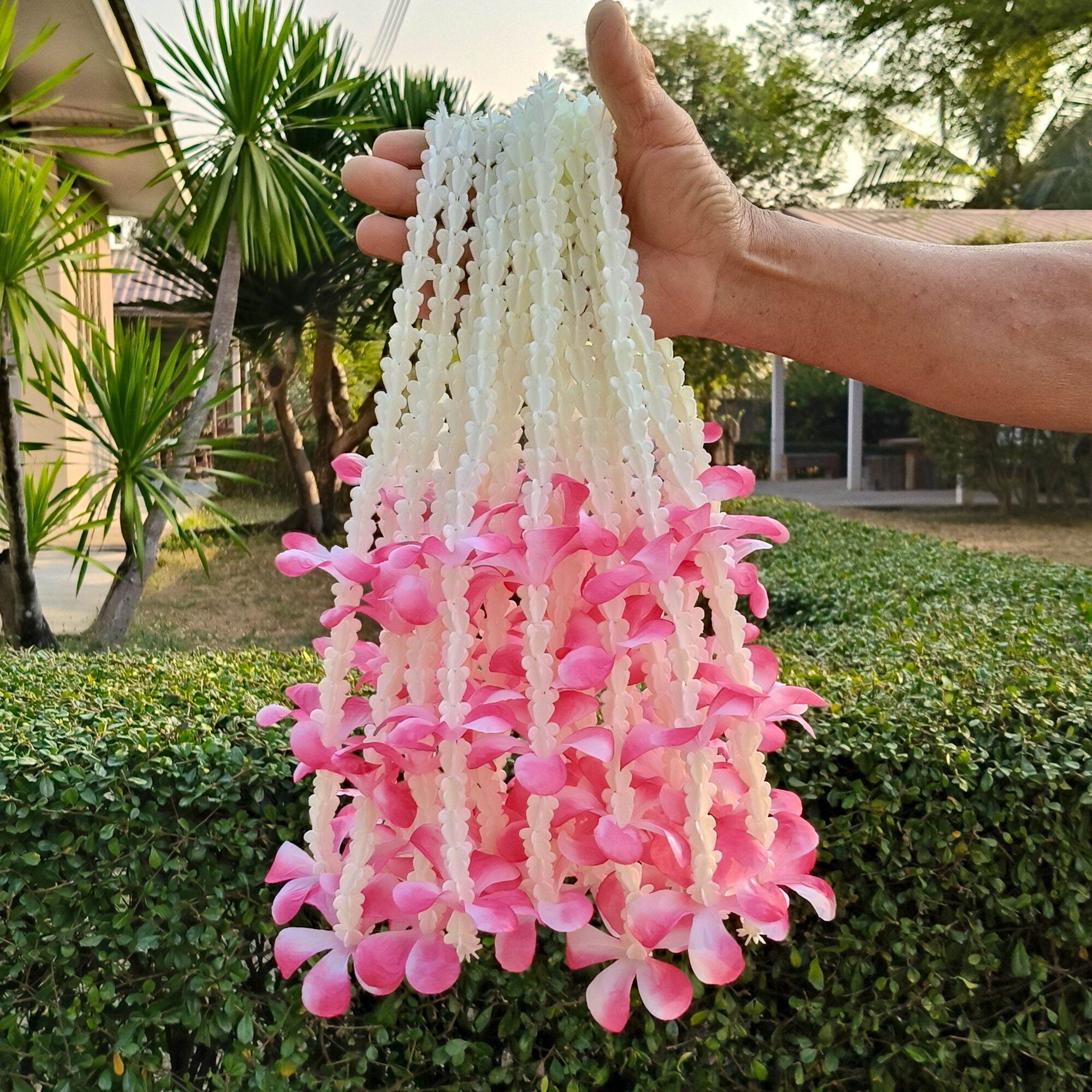 (ขายยกโหล 12 ชิ้น/ขายส่ง) มาลัยสงกรานต์ มาลัยดอกรัก มาลัยคล้องคอ พร้อมส่ง ราคา  120 บาท*ส่งฟรี