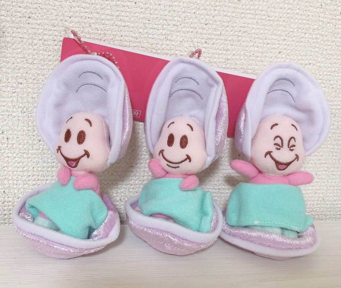 พวงกุญแจตุ๊กตา Baby Oyster Alice in Wonderland จาก Tokyo Disney Sea