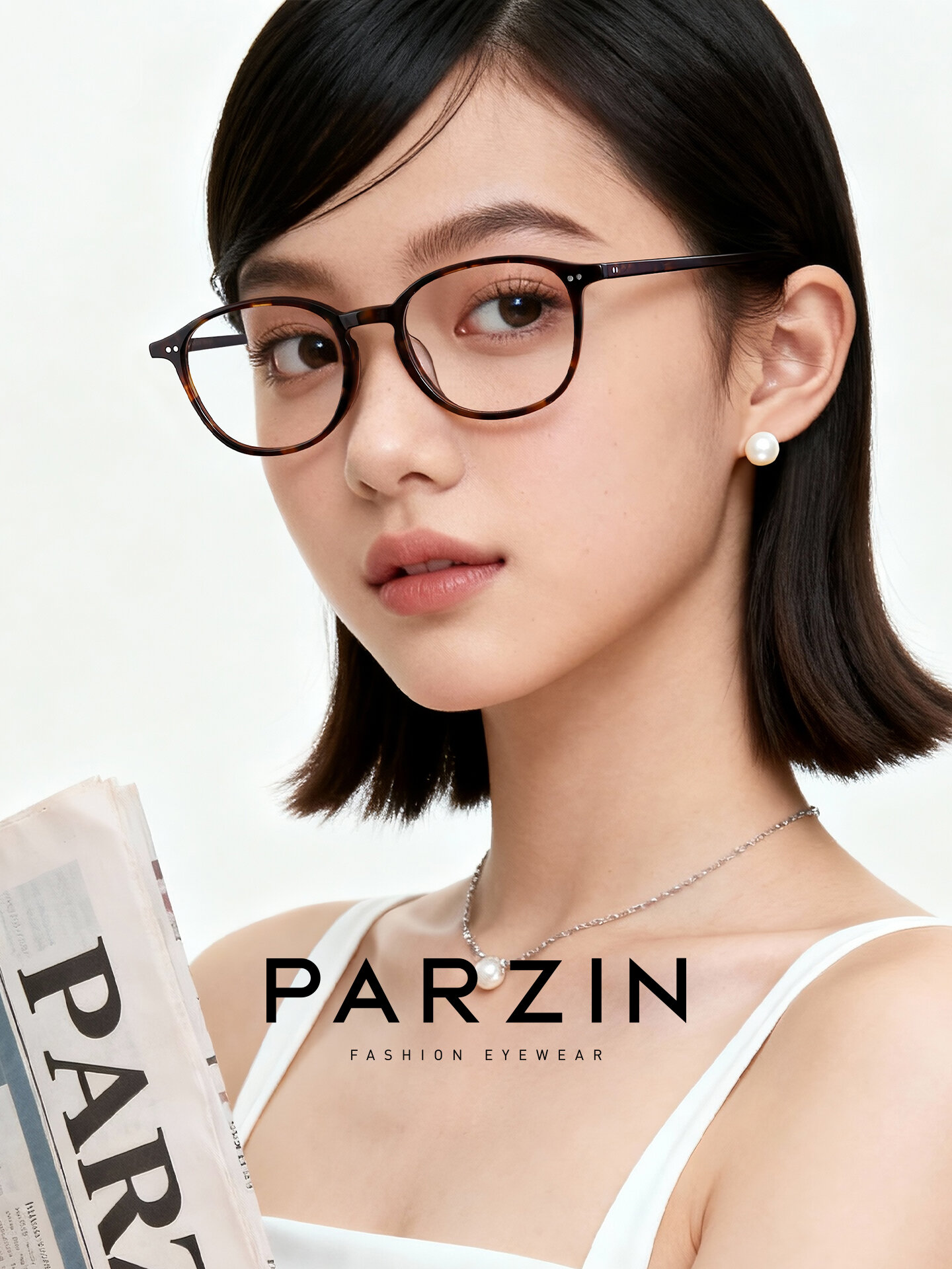 PARZIN | Universal Fit Black Frame Eyeglasses For Varied Looks ราคา 2,025 บาท*ส่งฟรี