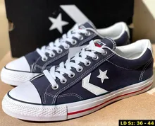 ภาพขนาดย่อของภาพหน้าปกสินค้าใหม่ล่าสุด รองเท้าผ้าใบชายหญิงรองเท้า all star converse all star made in Indonesia และ Made in Vietnam ีไซส์ 36 ถึง 44 มี 4 สีให้เลือด พร้อมกล่องรองเท้ารับประกันตรงปกแท้ 100% จากร้าน Meyoshop บน Lazada