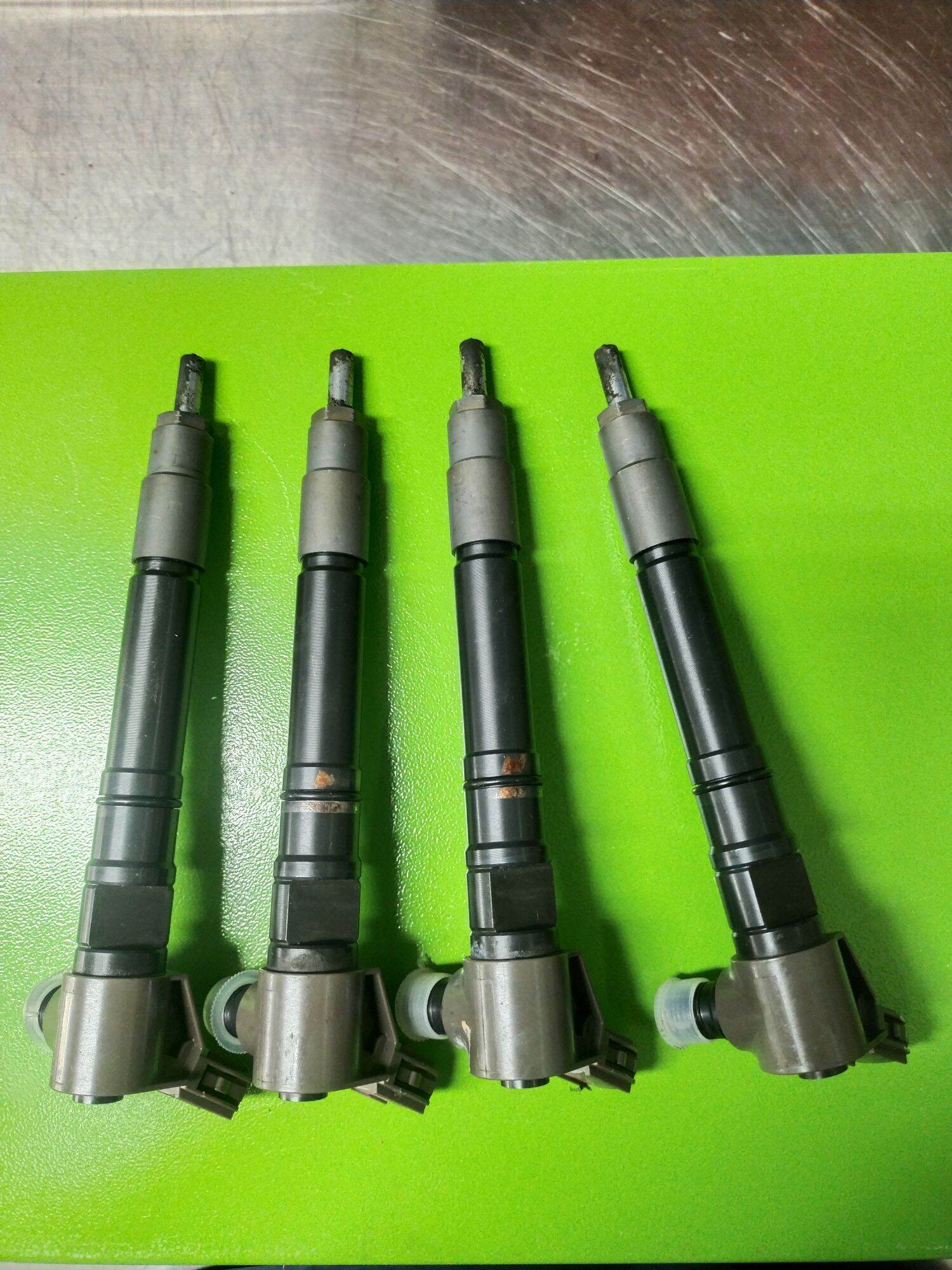 Revo Injector Plug 71 (Genuine Removed) Price for 1 Head ราคา 4,500 บาท*ส่งฟรี