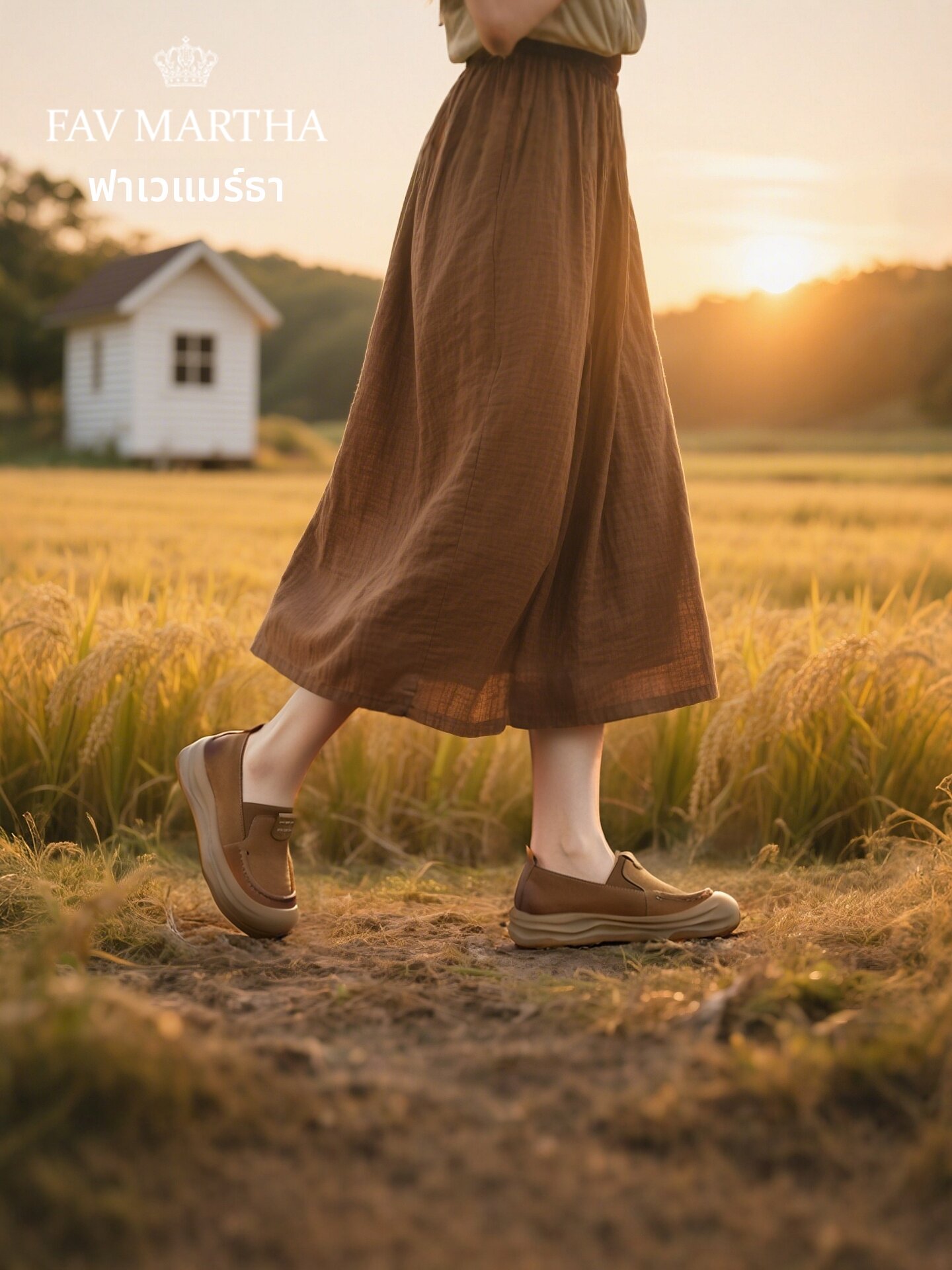 Comfortable Slip-On Women Loafers ราคา  7,968 บาท*ส่งฟรี