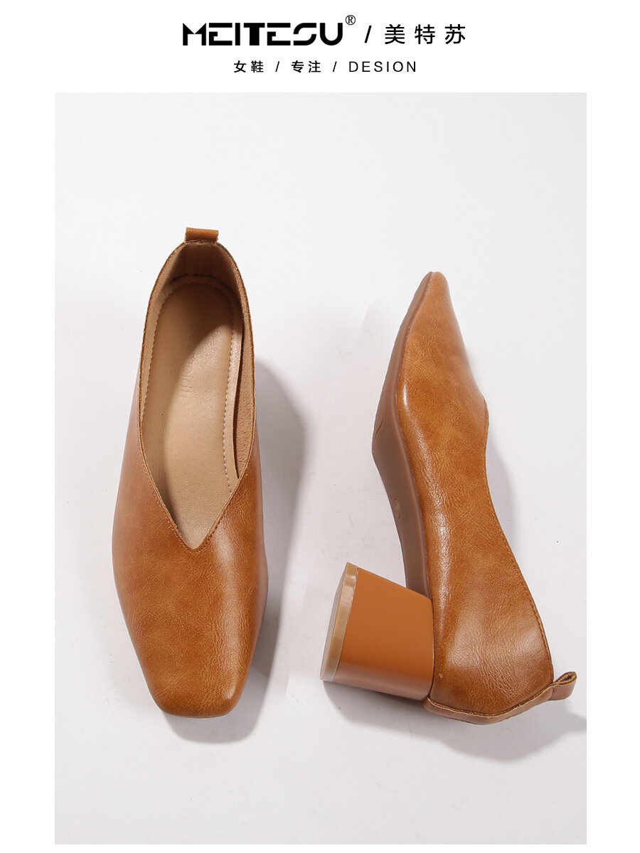 รองเท้าส้นหนา Mary Janes สำหรับผู้หญิง ทรงหัวเหลี่ยม หนังนิ่ม หนังแท้ รองเท้าสวมสบาย ส้นสูงปานกลาง รองเท้าแฟชั่นสำหรับผู้หญิง ราคา  5,153 บาท*ส่งฟรี