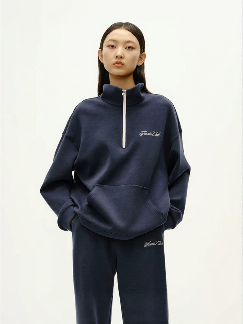 URLAZH | American Retro Navy Pullover Hoodie ราคา 6,827 บาท*ส่งฟรี