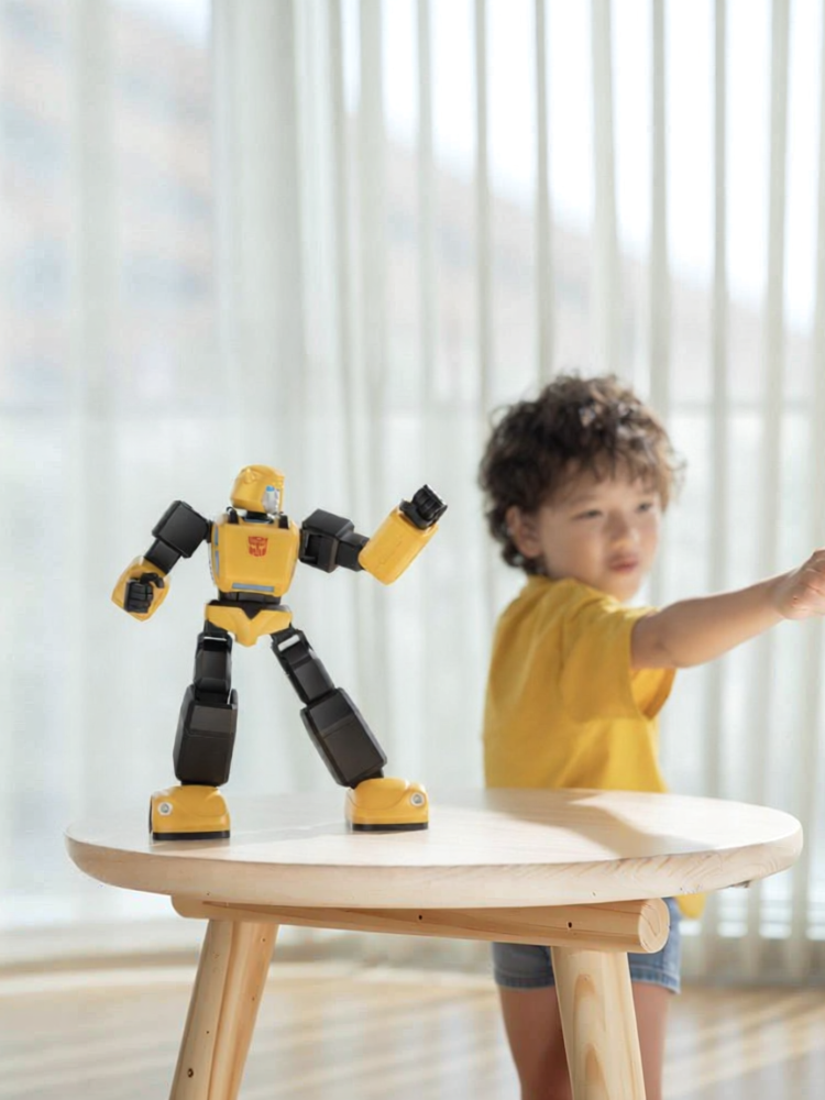 ORISTACO | Bumblebee G1 Special Edition Programming Smart Robot ราคา 27,435 บาท*ส่งฟรี