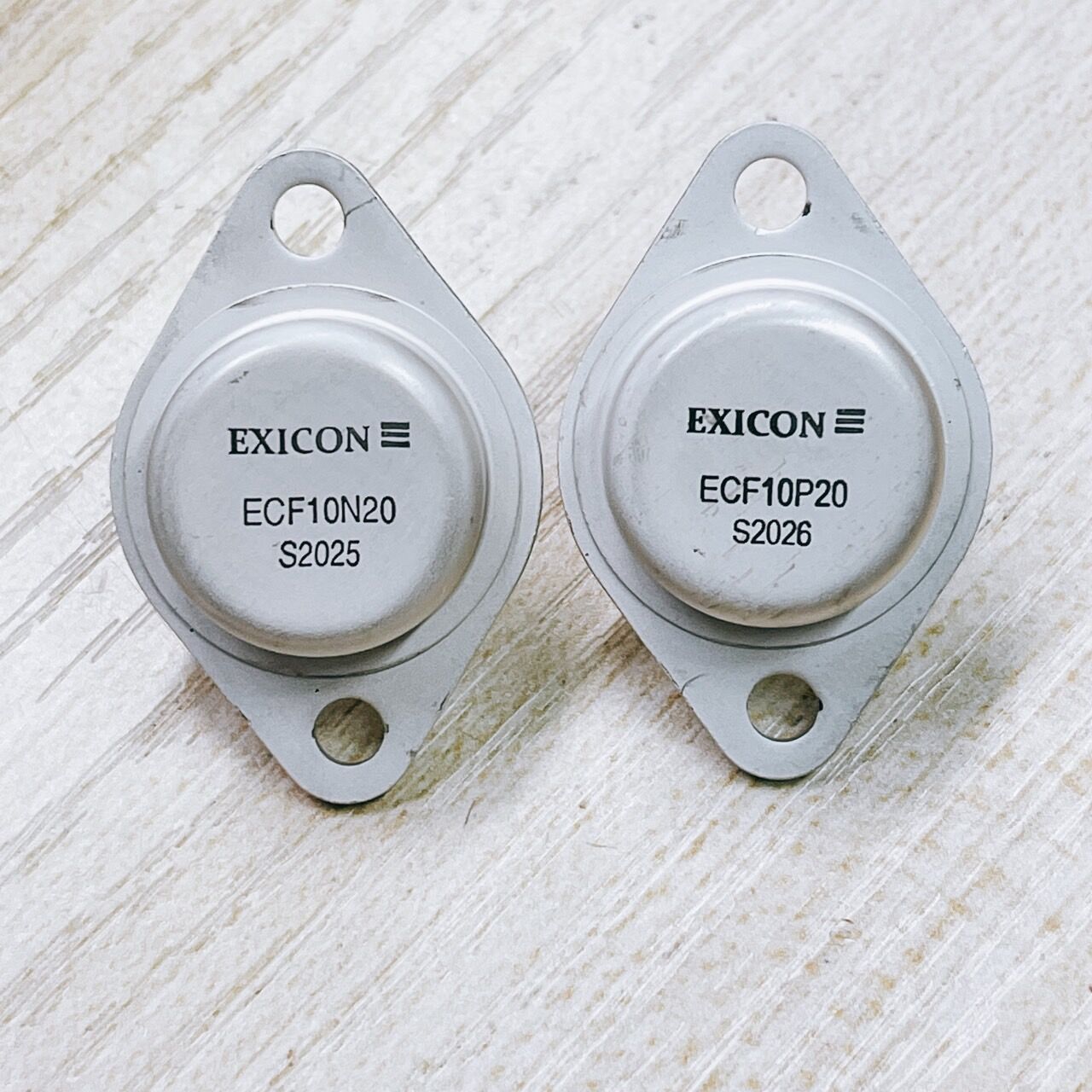 Mosfet มอสเฟต จานบิน เบอร์ 10N20 - 10P20 ยี่ห้อ EXICON ของแท้ | Lazada ...