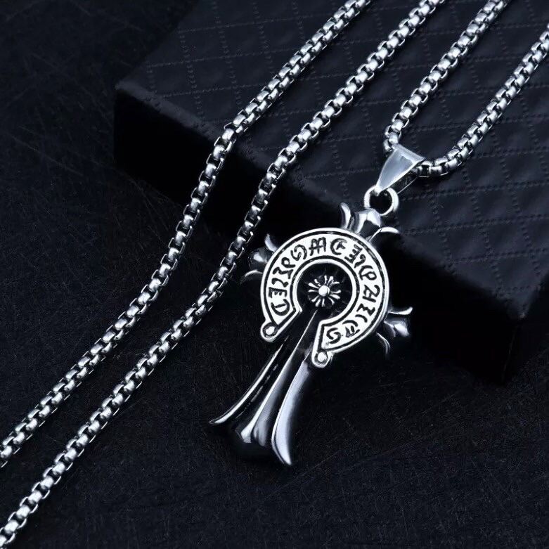 ฟรีกล่อง🎁 กำไล CHROME HEAETS ⚜️โคมฮาร์ท ⚜️ Chrome Hearts ♥️ มีหลายแบบ