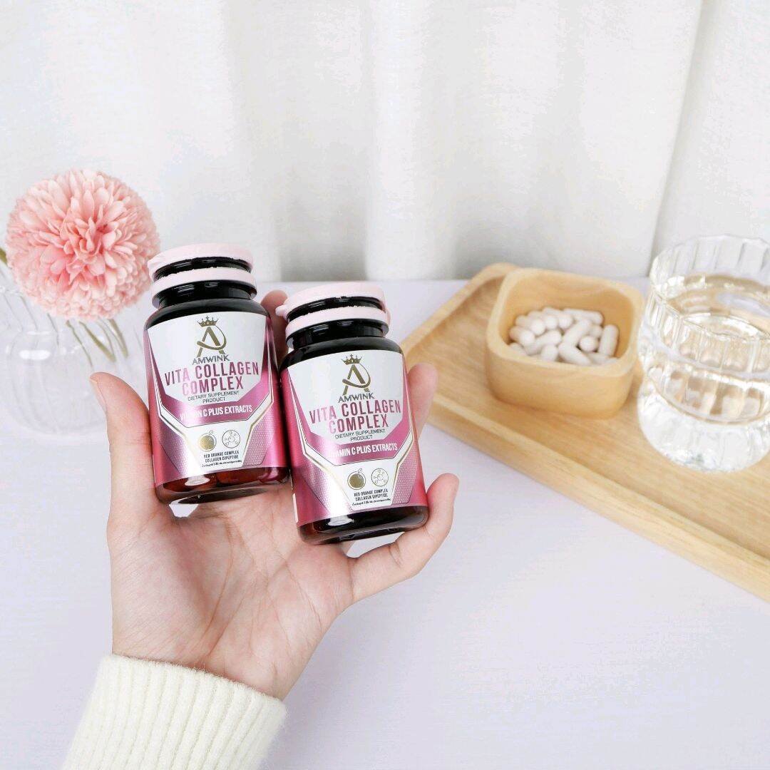 แอมวิ้งส์คอลลาเจน​ Amwink​ Vita​Collagen​COMPLEX​เป็นคลอลาเจนนำเข้าจากญี่ปุ่น​3+1​ Wellnex​Collagen​Dipeptide​ ที่มีโมเลกุลเล็ก​และมีวิตตะมินCจากผล​ ROC​ที่ช่วยในเรื่องของผิว​กระจ่างขึ้น​ และคอลลาเจนที่เล็กช่วย​ยำรุงกระดูกเข่า​และข้อต่อ​ ทำไห้แข็งแรง​ ราคา 690 บาท*ส่งฟรี