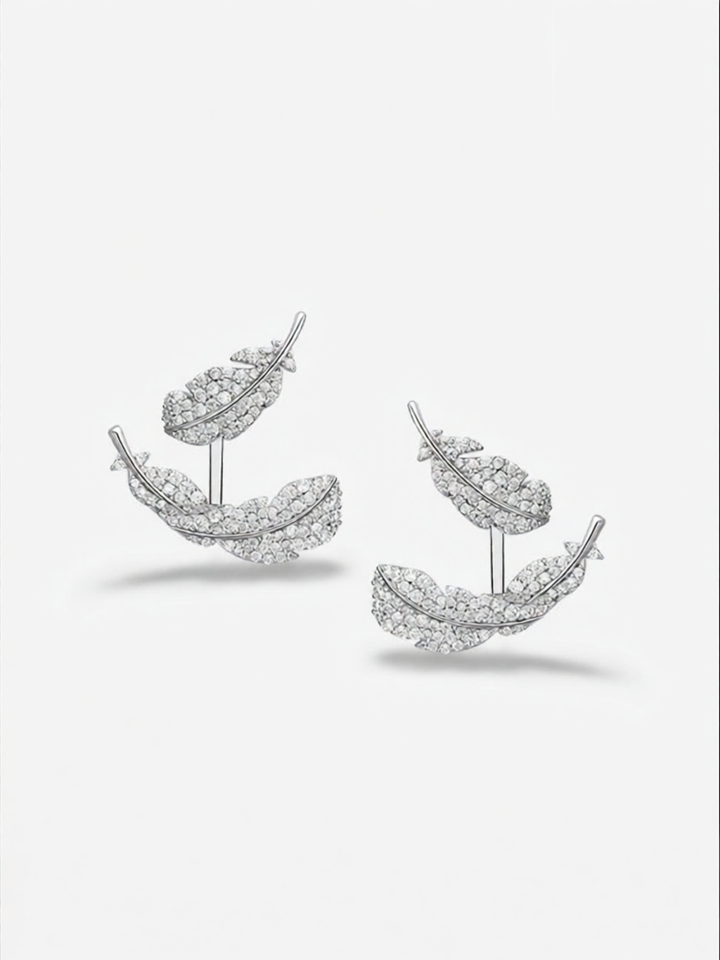 HEFANG Jewelry | Delicate Elegant Feather Earrings ราคา 10,657 บาท*ส่งฟรี
